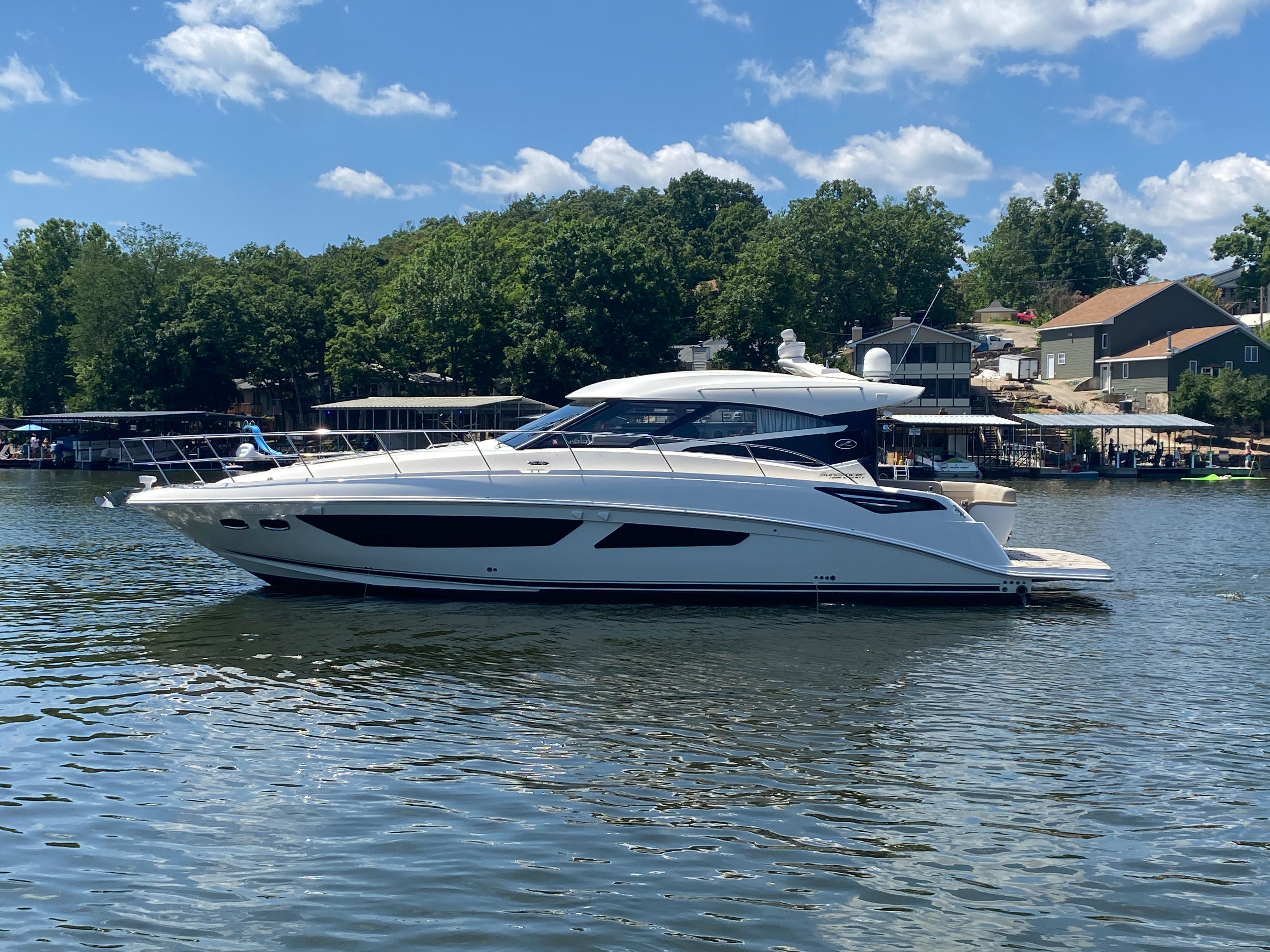 2015 Sea Ray 470 Sundancer