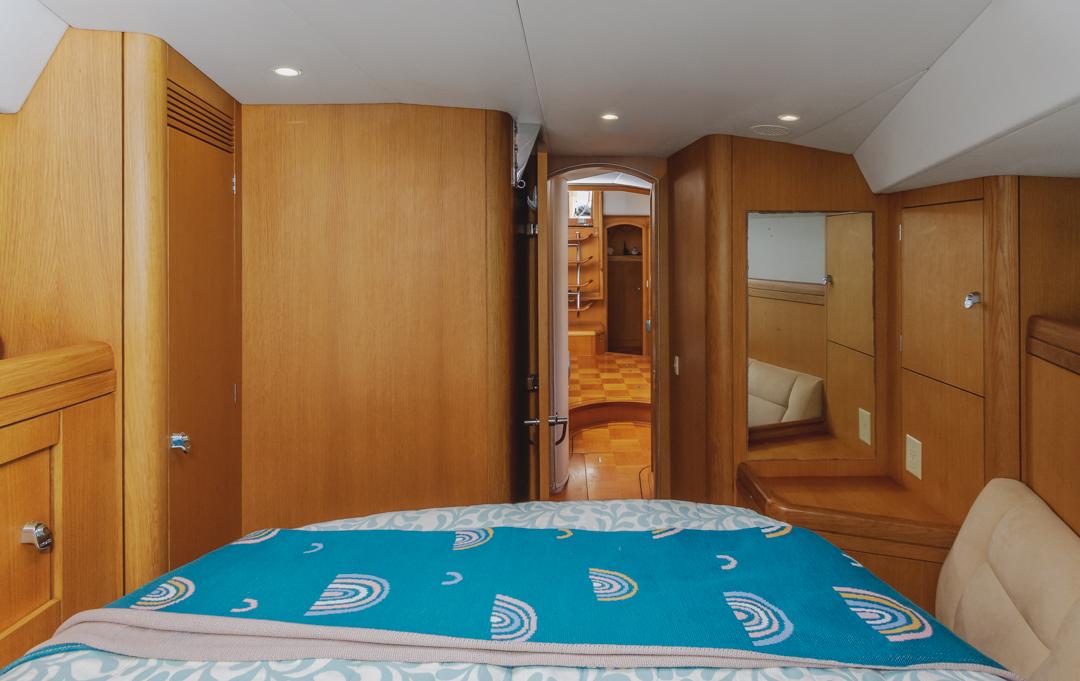 VIP Forward Double Cabin.