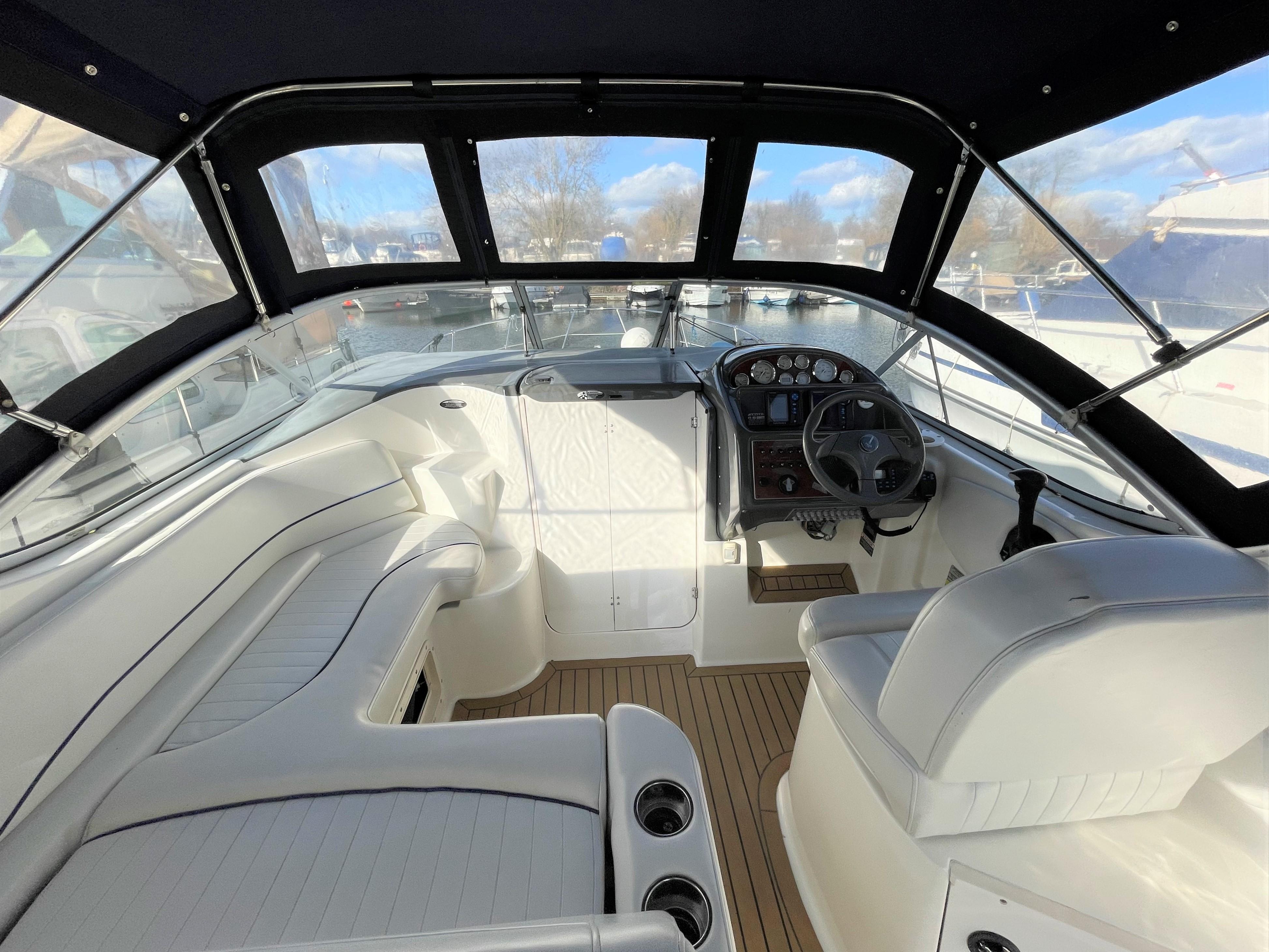 2005 Bayliner 285