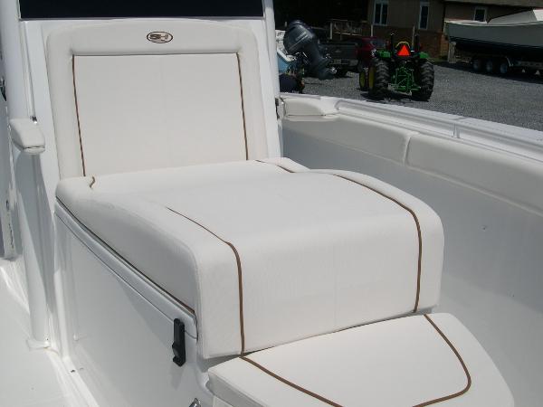 Gamefish 27 Coffin Box Photo 5