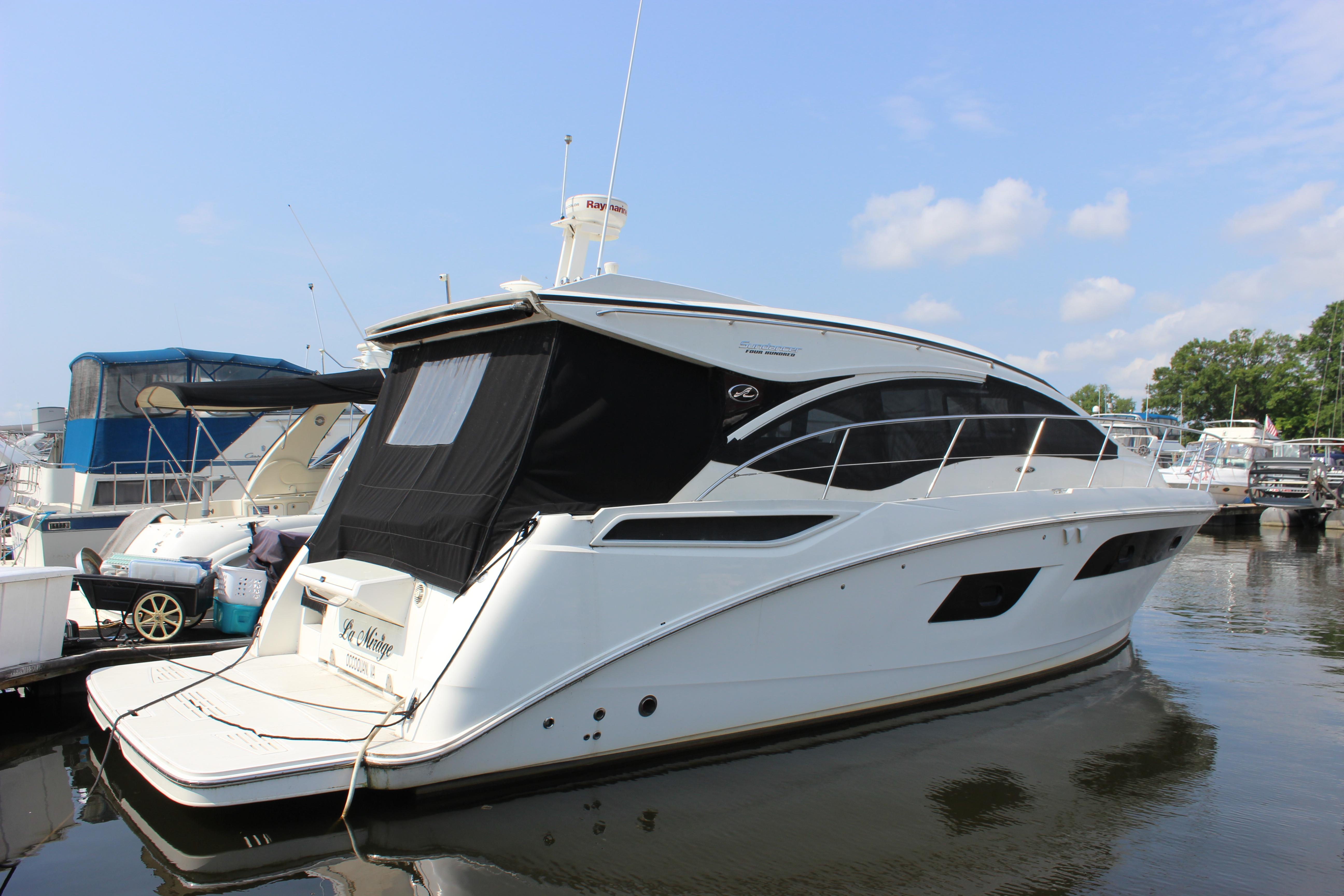 2017 Sea Ray 400 sundancer