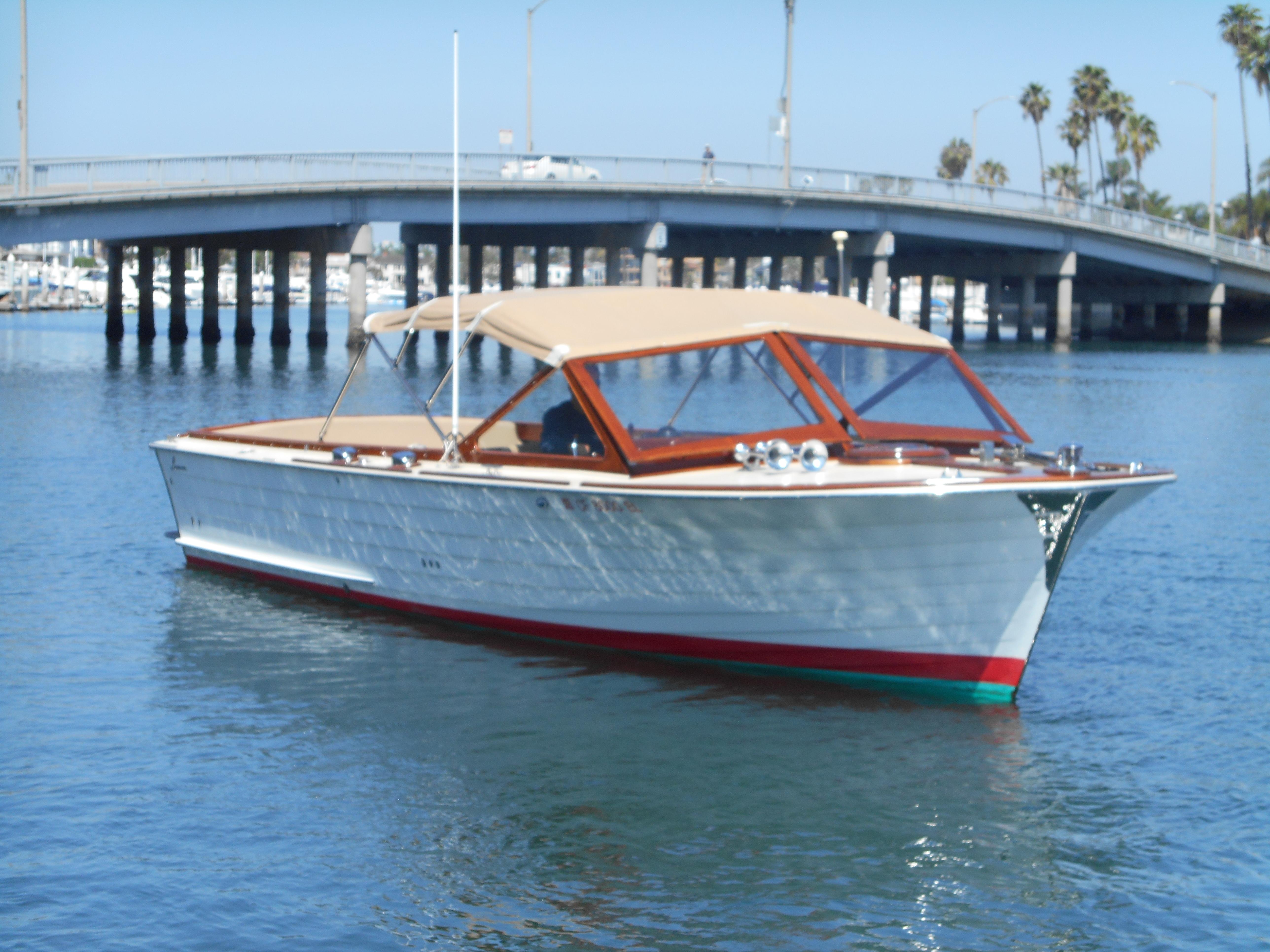 30' 1969 Lyman Sportsman DAZZLER