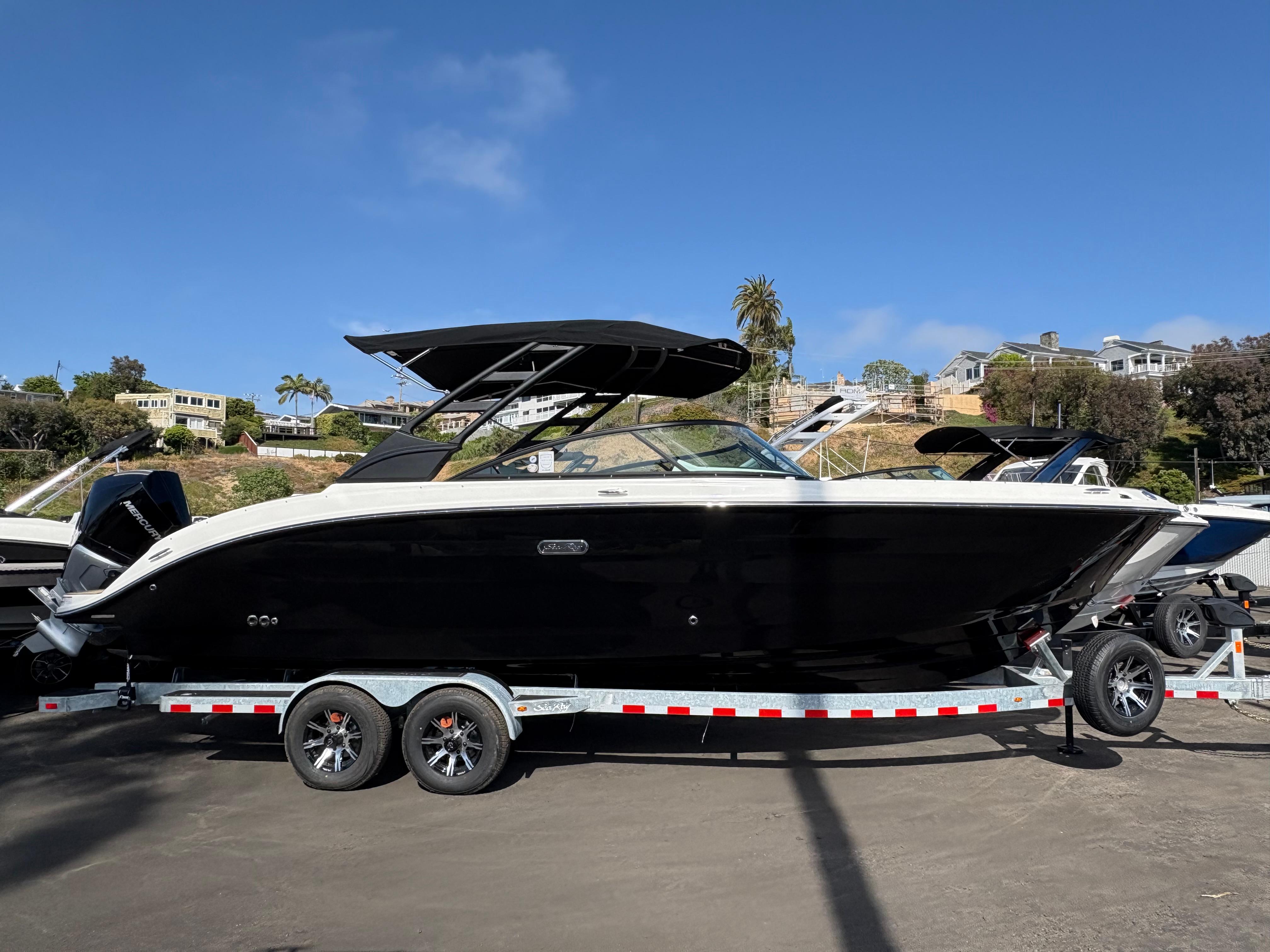 2025 Sea Ray SDX 270 Outboard #S1986D inventory image at Sun Country Marine Group, Newport Beach 2025 Sea Ray SDX 270 Outboard #S1986D inventory image at Sun Country Marine Group, Newport Beach