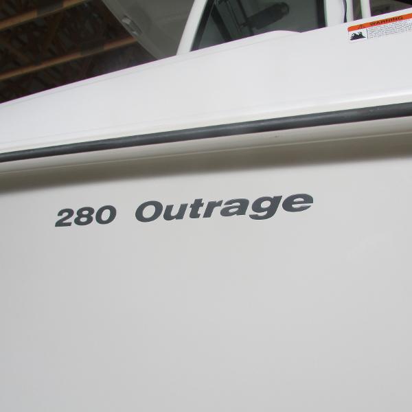 28' Boston Whaler, Listing Number 100874342, - Photo No. 7