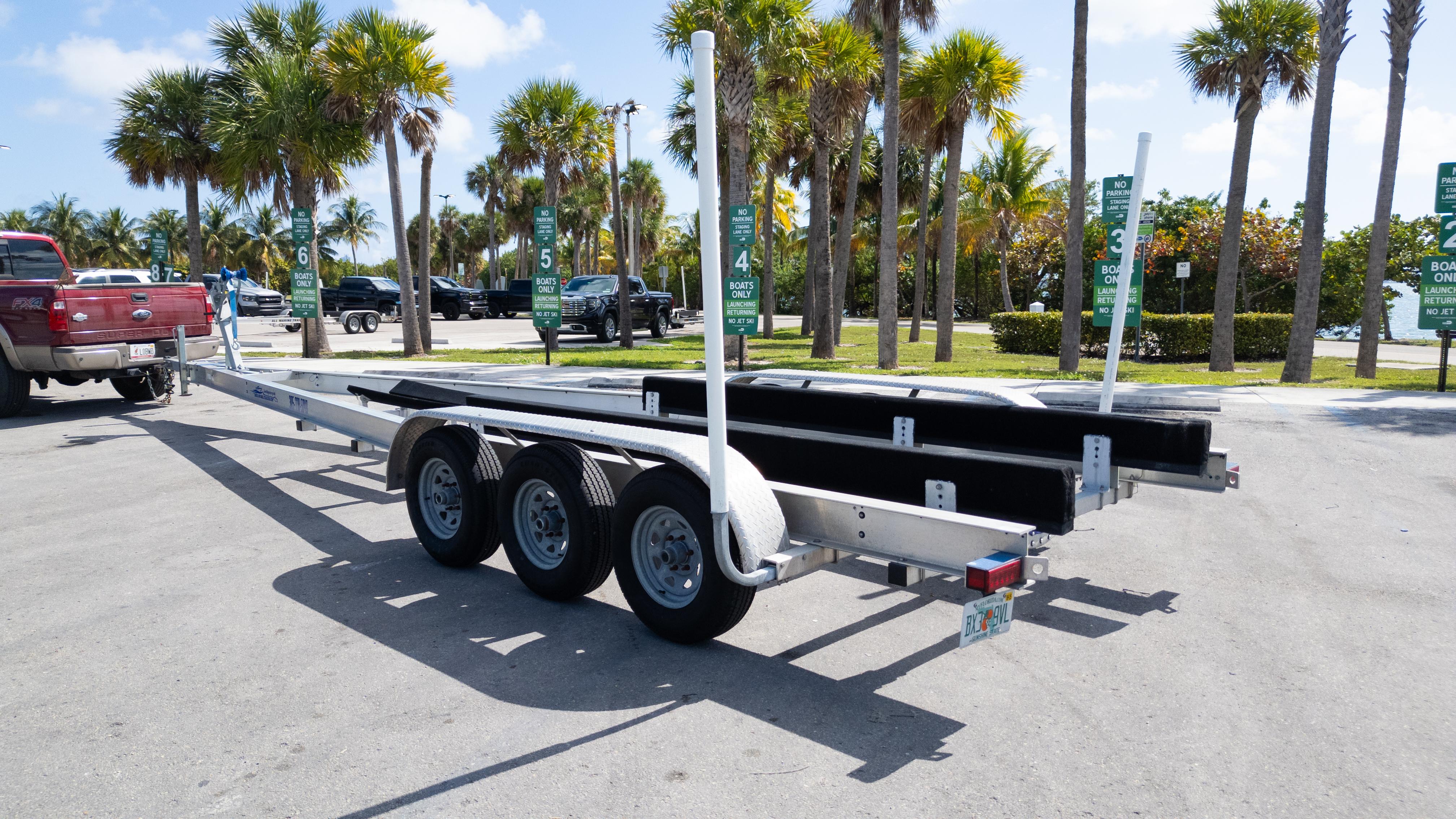 2019-century-3200-center-console-power-9829757-20250606102507928-1_XLARGE