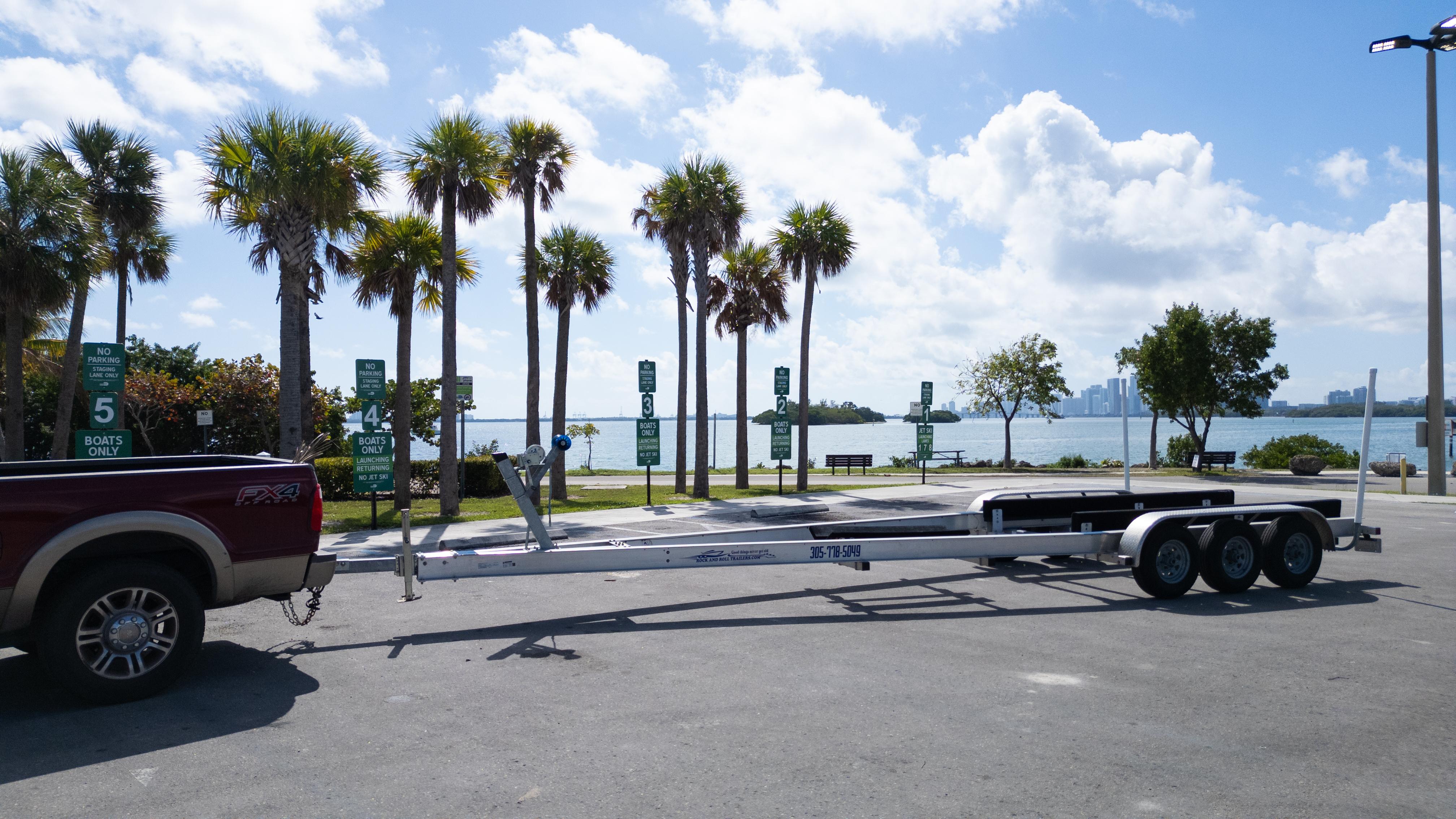 2019-century-3200-center-console-power-9829757-20250606102706048-1_XLARGE