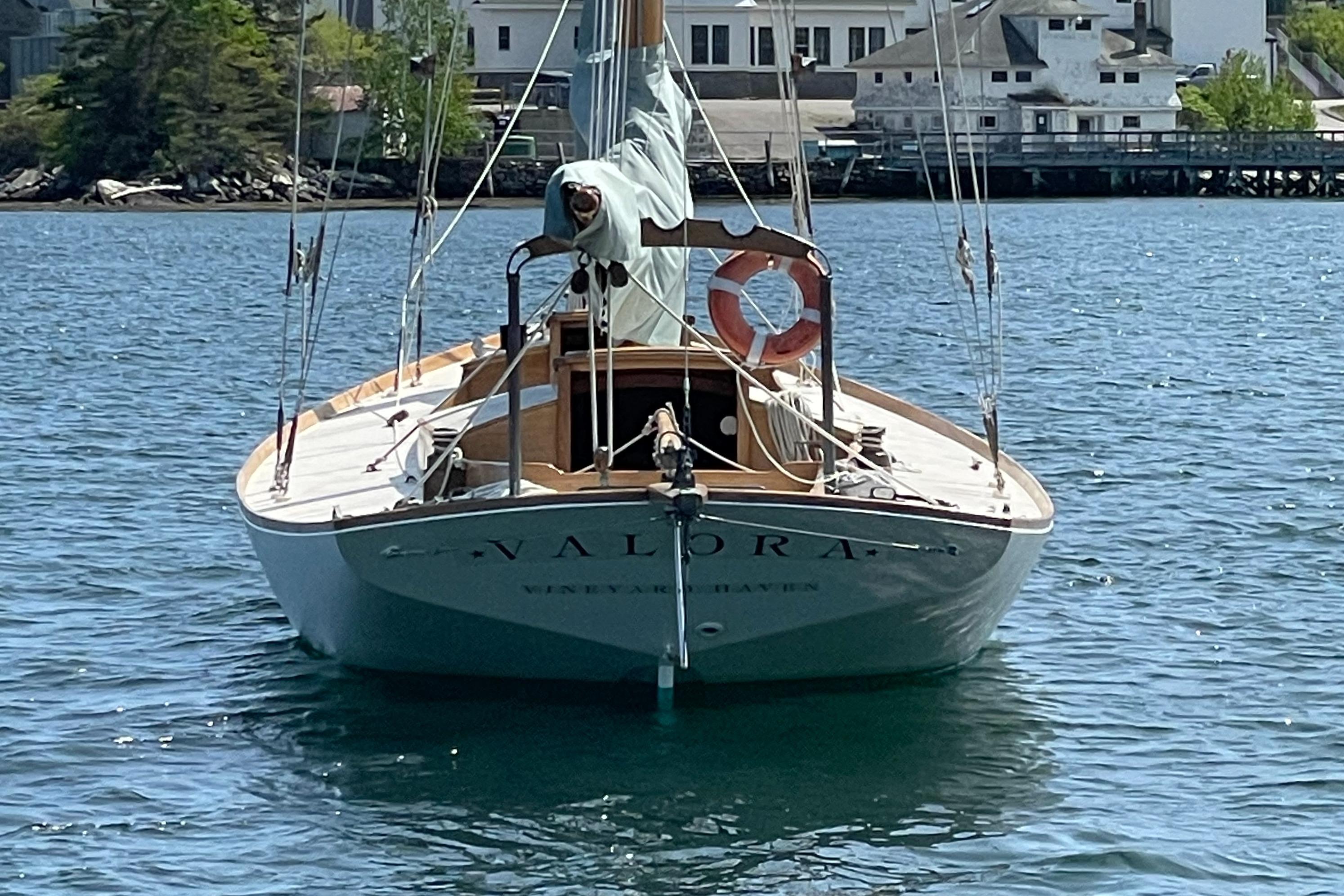 Newport RI Yacht Brokerage