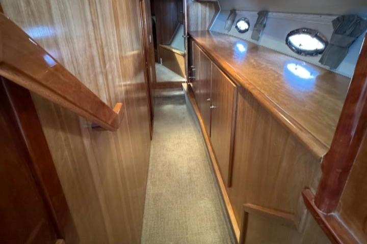 2004 Navigator 4400 Classic #TBBH44C27 inventory image at Sun Country Yachts, South Lake Union (Seattle) 2004 Navigator 4400 Classic #TBBH44C27 inventory image at Sun Country Yachts, South Lake Union (Seattle)