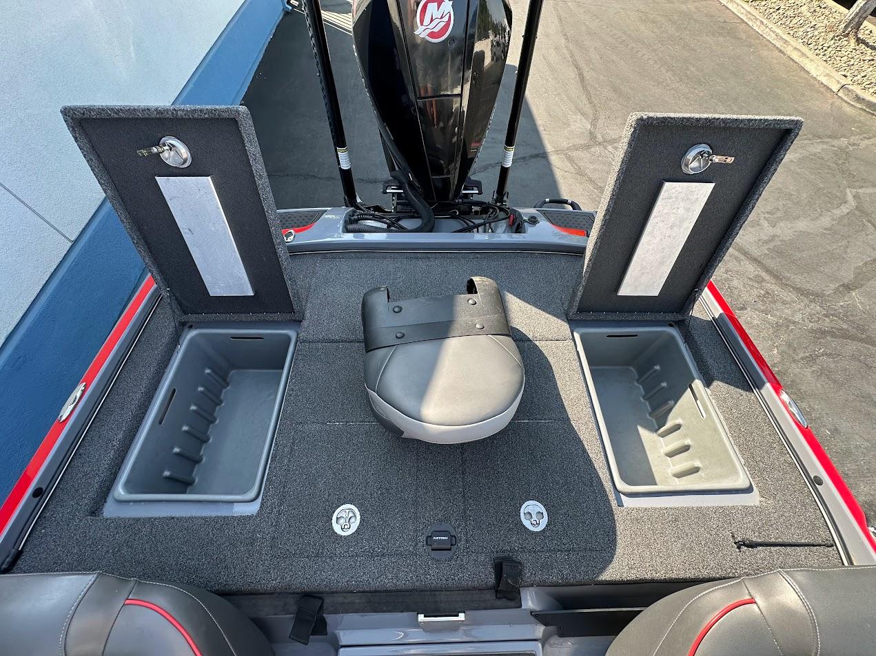 2023 Nitro Z21 XL Pro boat deck with storage compartments and seating.