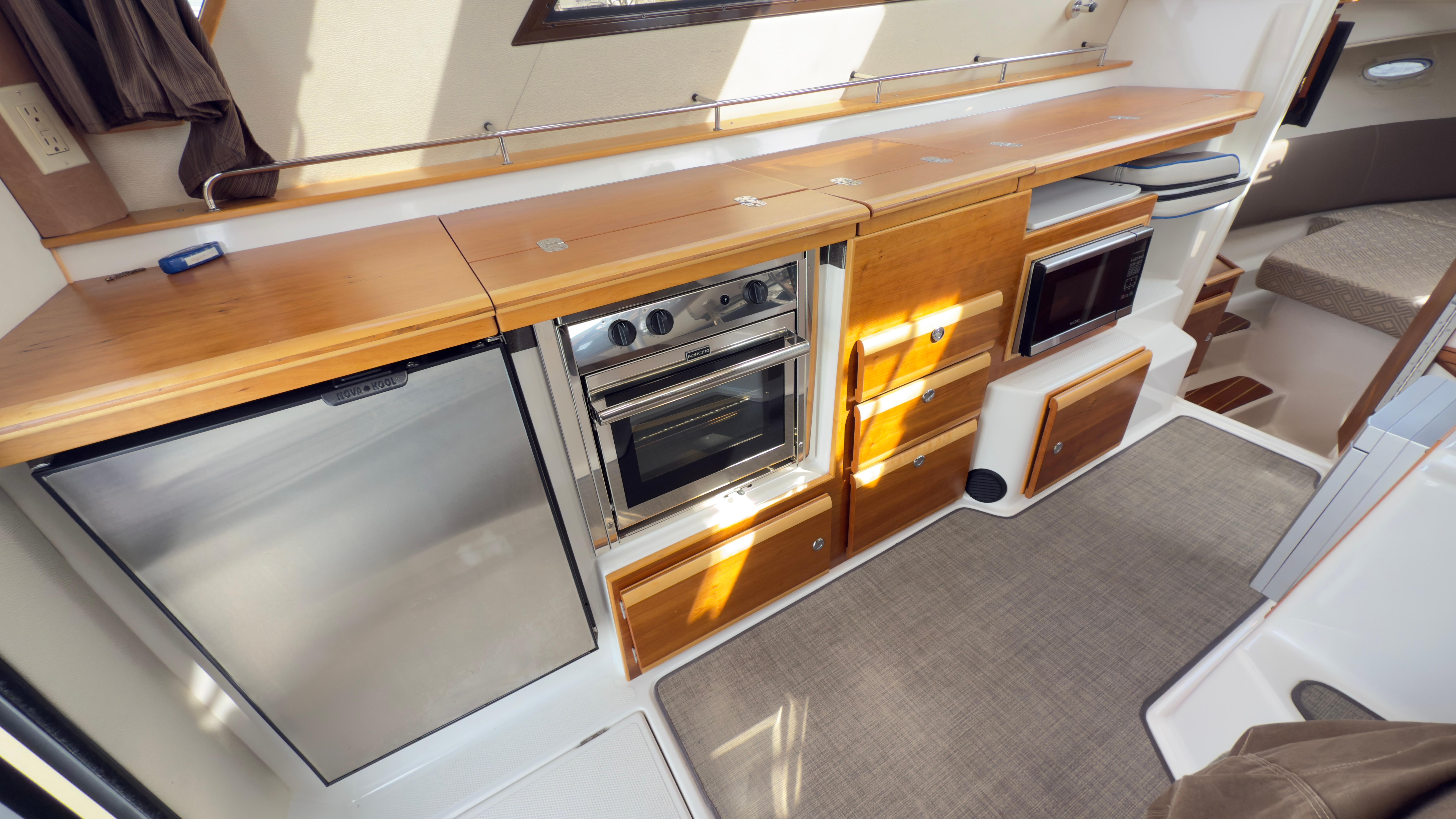 2017 Cutwater C-302 Coupe #TBTW3033A inventory image at Sun Country Yachts, South Lake Union (Seattle) 2017 Cutwater C-302 Coupe #TBTW3033A inventory image at Sun Country Yachts, South Lake Union (Seattle)