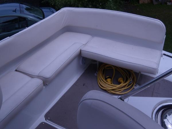 2001 Chris Craft boat for sale, model of the boat is 26 Constellation & Image # 5 of 21