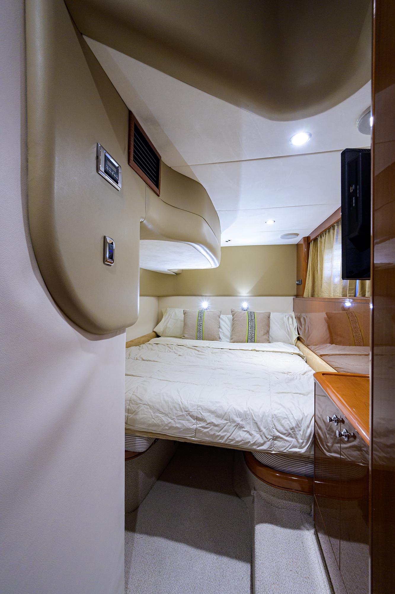 Princess 61 - Bank Holiday - Guest Stateroom