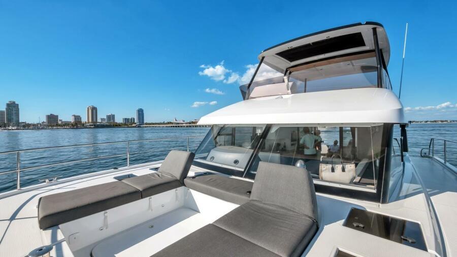 Bow Deck Profile