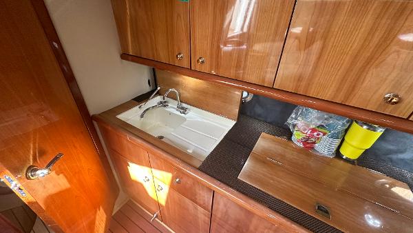 46' Sunseeker, Listing Number 100905218, - Photo No. 9