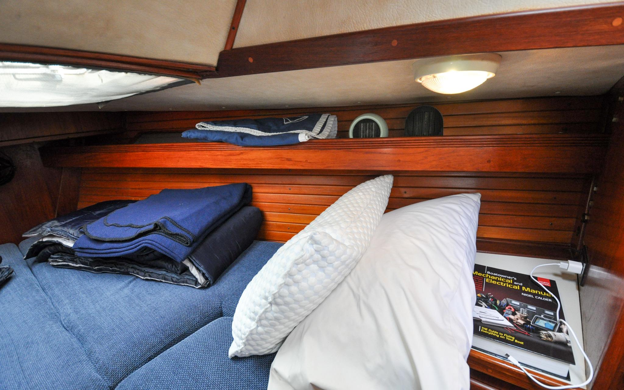 Milady Yacht Photos Pics Sabre 42 - Milady - Forward Cabin