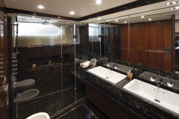  Yacht Photos Pics Manufacturer Provided Image: Princess M Class 32M Master Cabin Bathroom