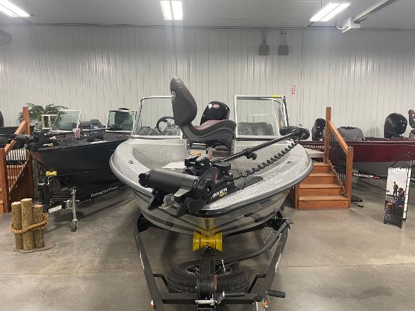 2021 Triton boat for sale, model of the boat is 186 Fishunter & Image # 3 of 8