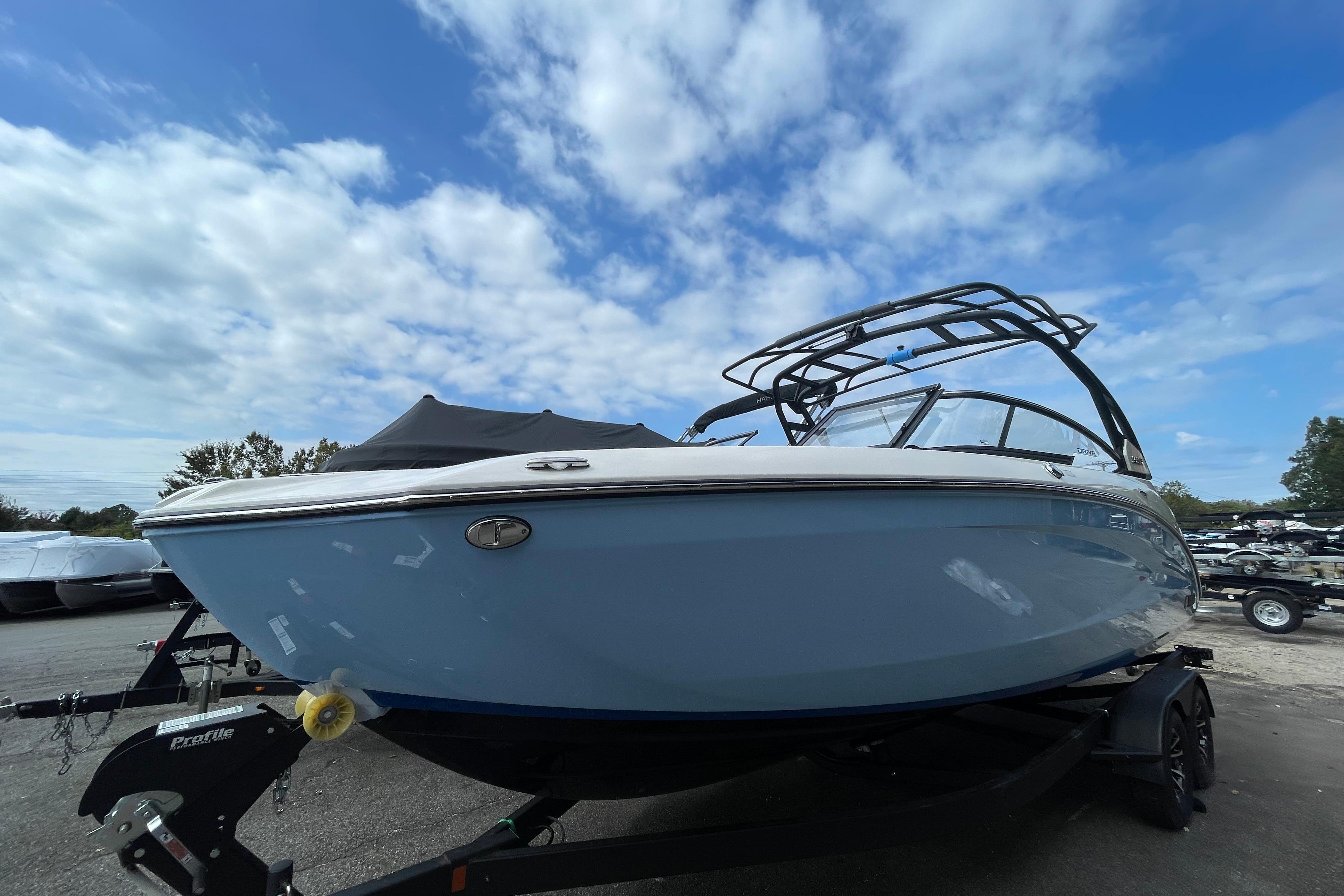 2026 Yamaha Boats 252SD