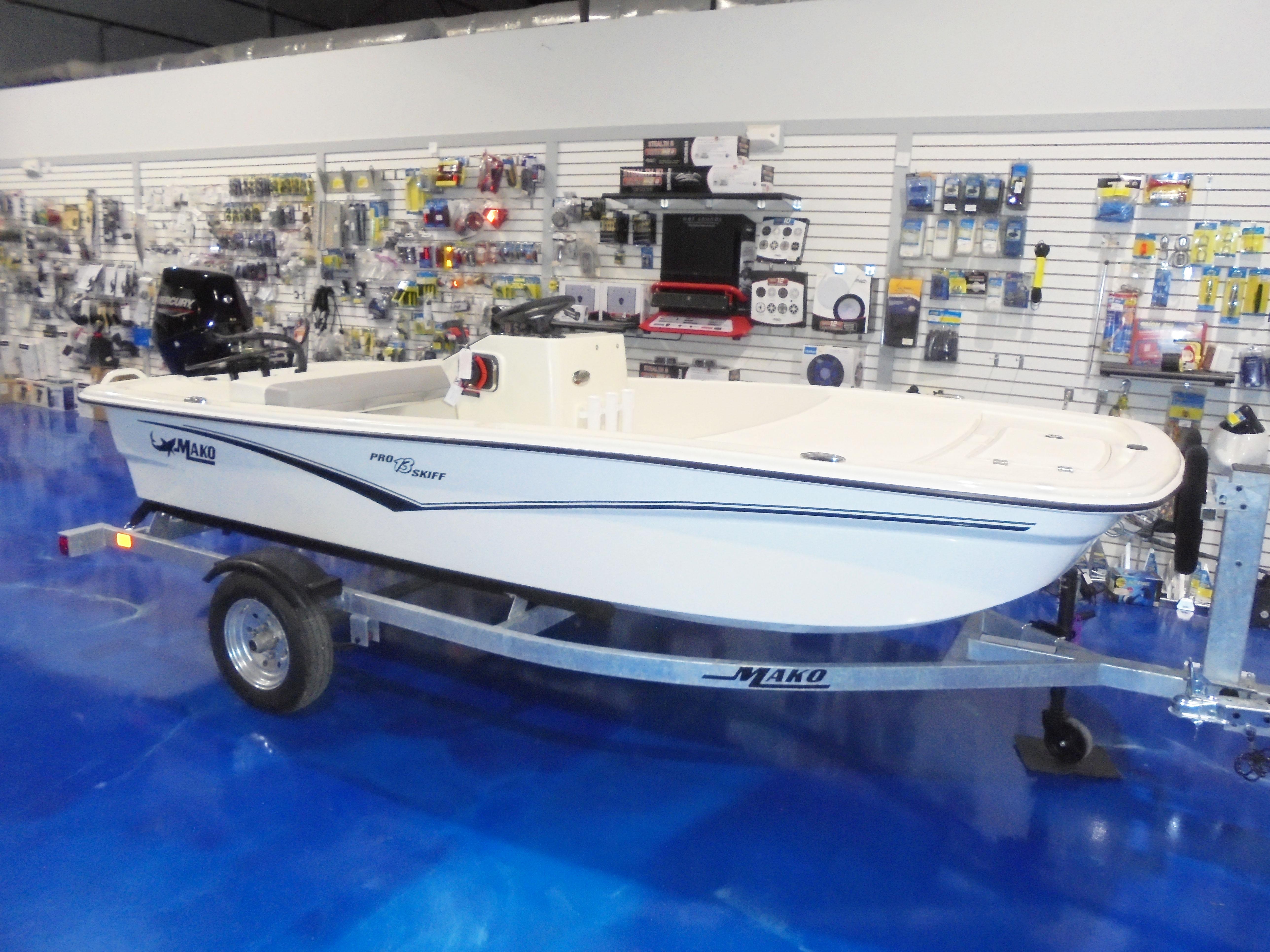 2023 Mako Pro Skiff 13 CC