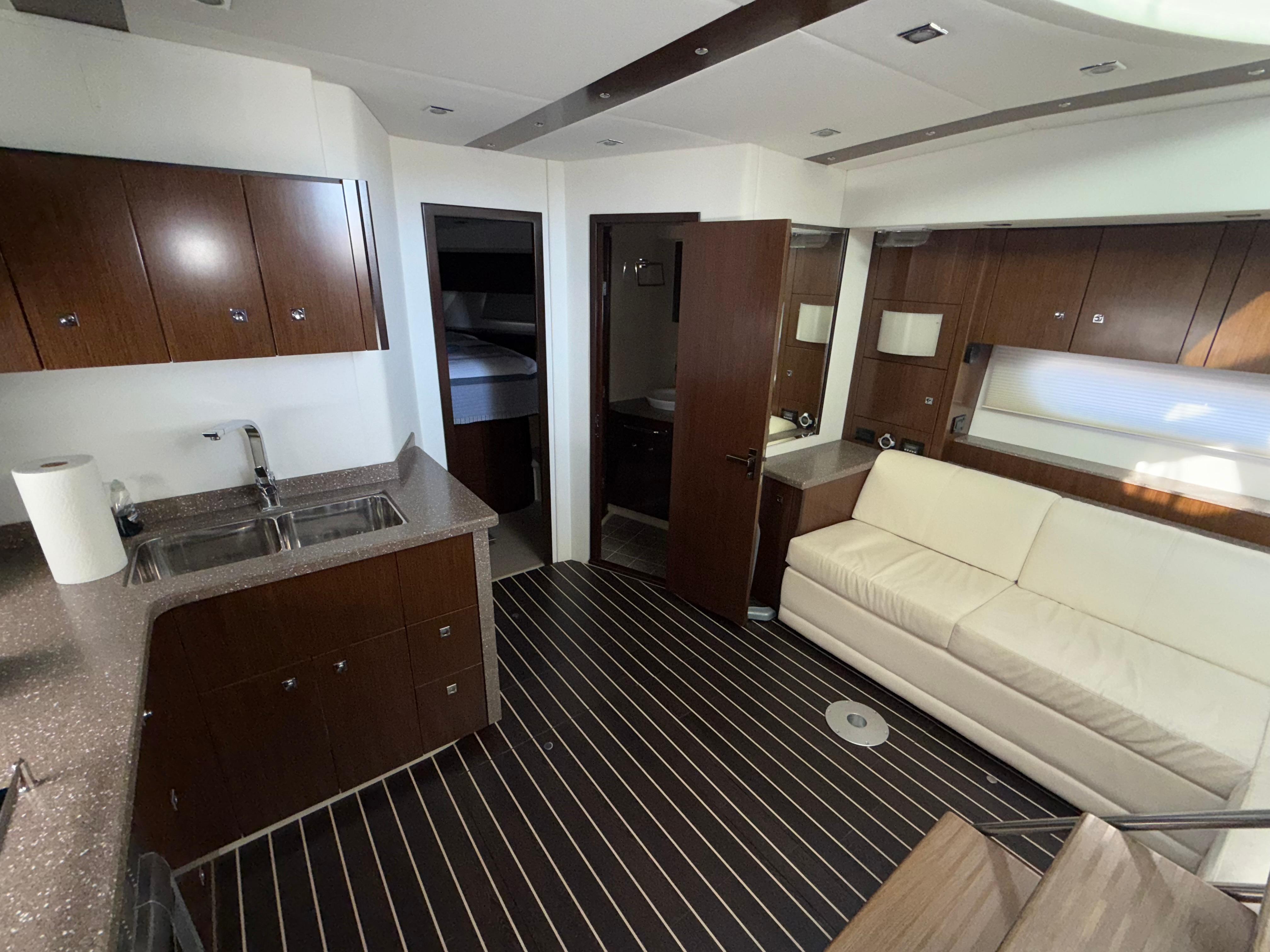 2011-cruisers-yachts-48-cantius-power-9849824-983725646-0-230620252028-23