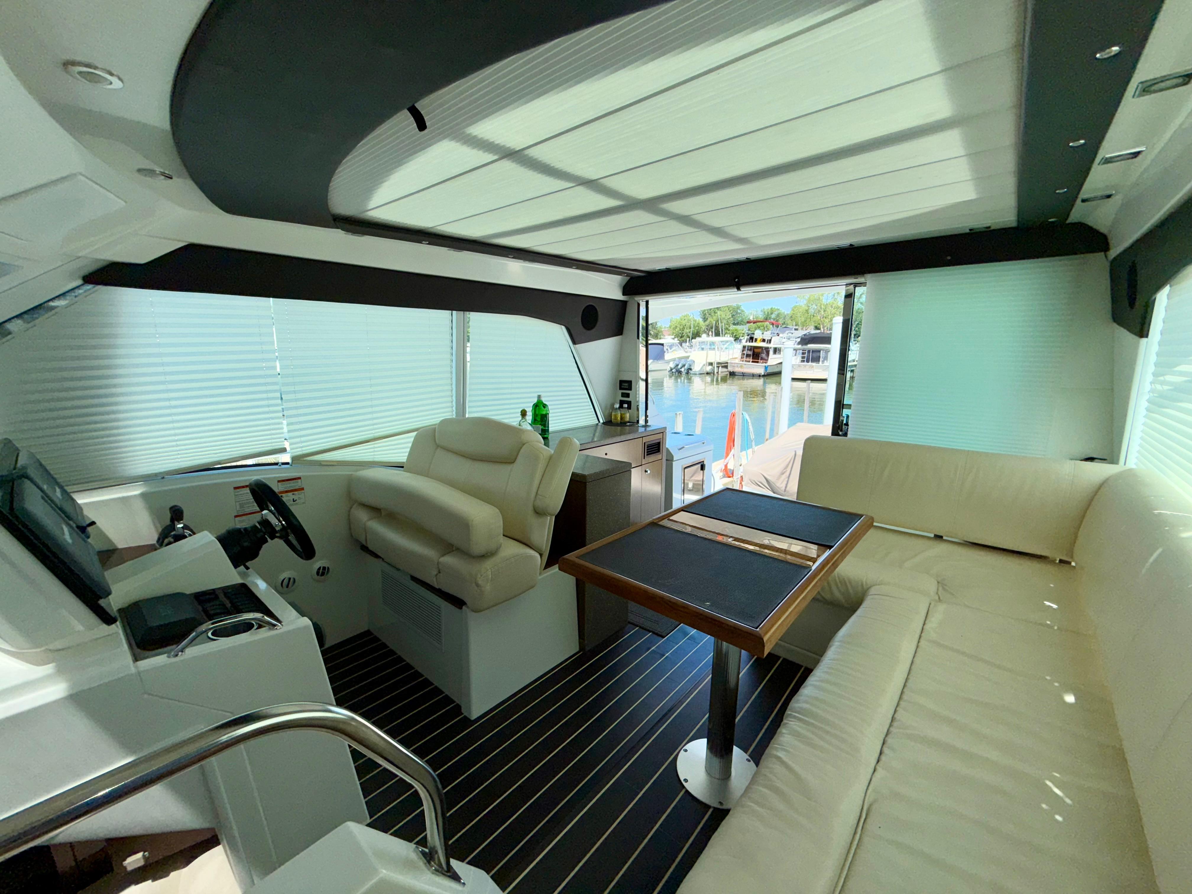 2011-cruisers-yachts-48-cantius-power-9849824-984980289-0-030720251045-37