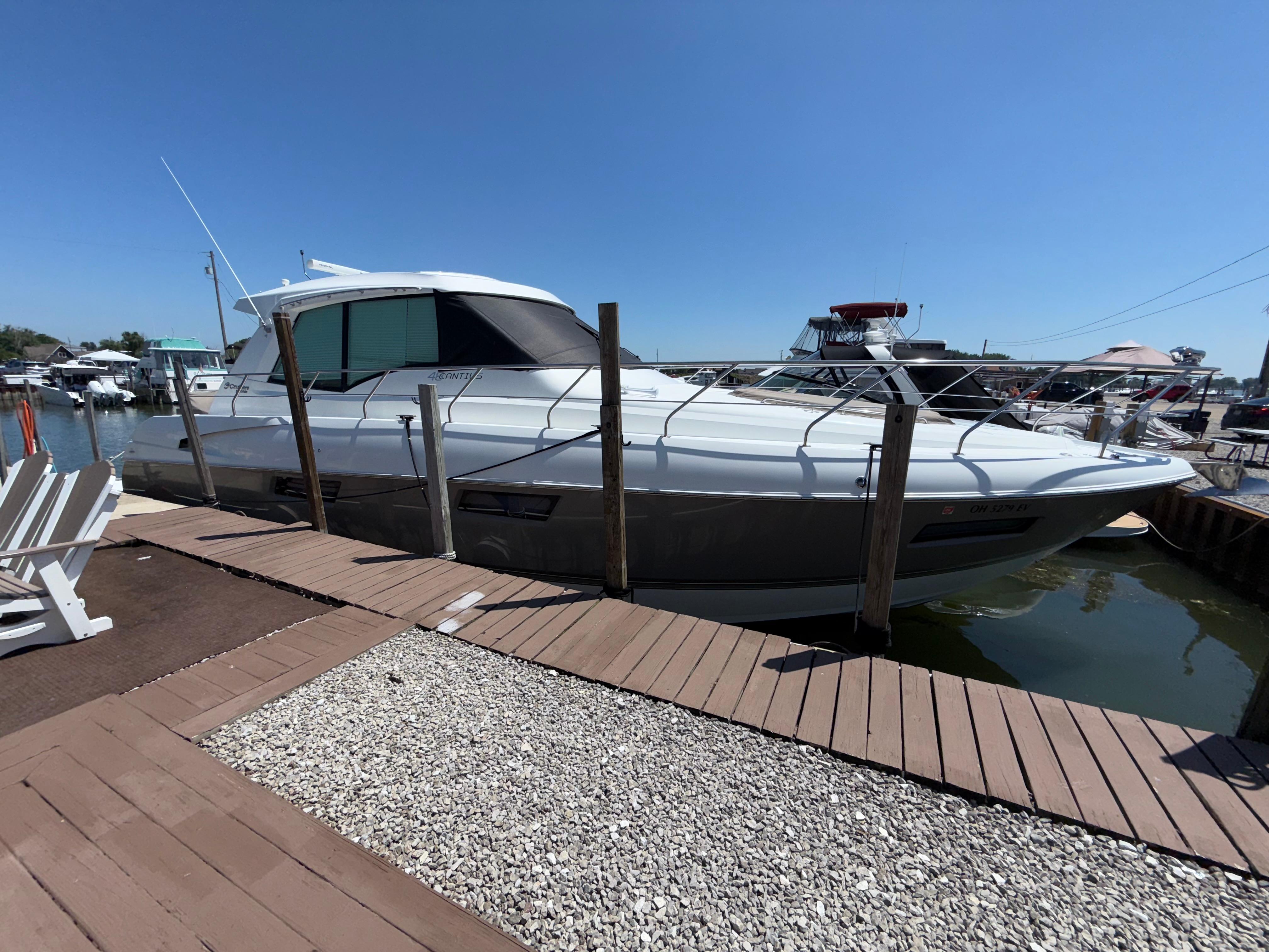 2011-cruisers-yachts-48-cantius-power-9849824-984980303-0-030720251048-37