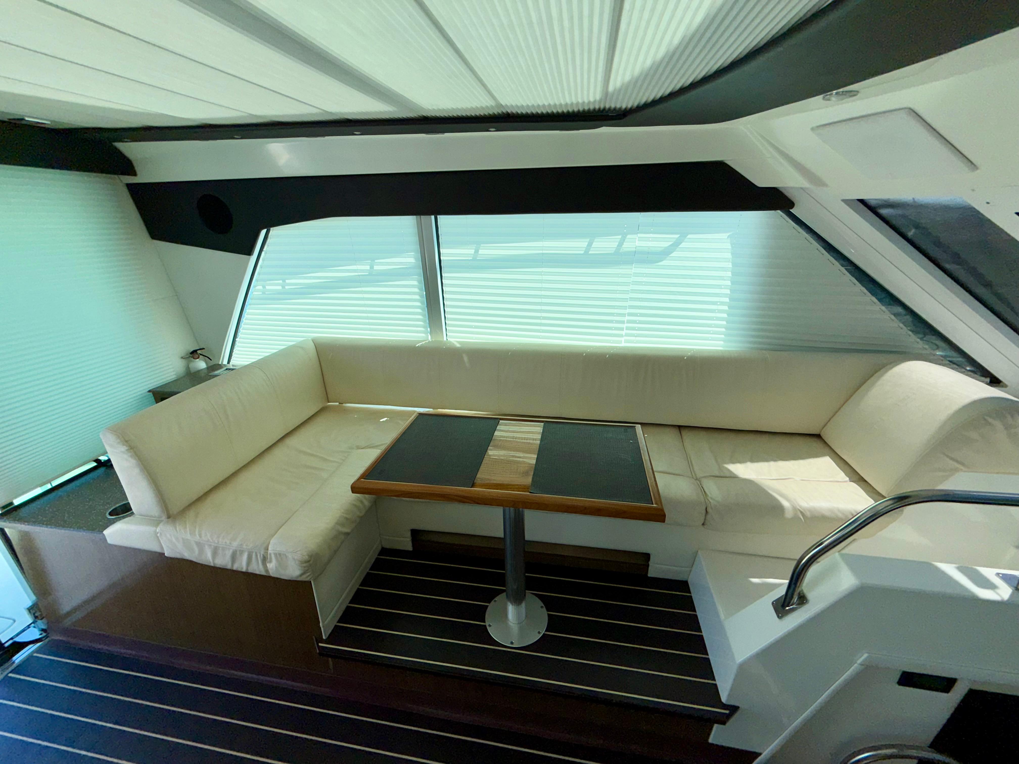 2011-cruisers-yachts-48-cantius-power-9849824-984980304-0-030720251048-41