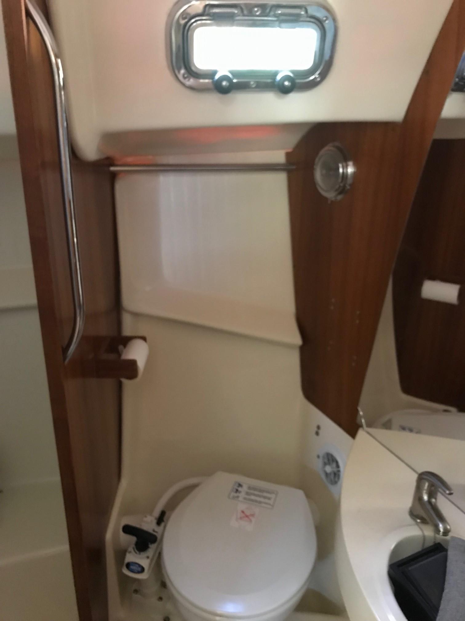Commode