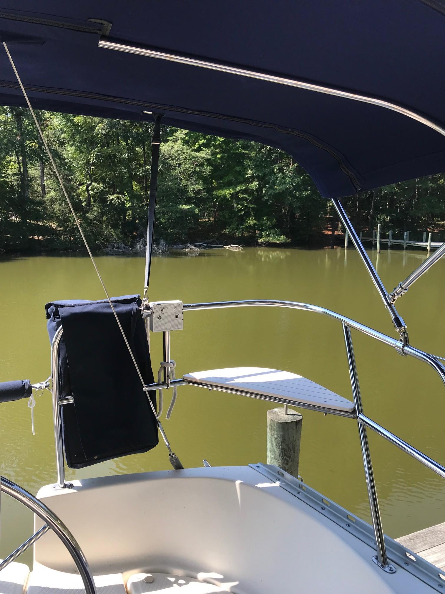 Catbird seat and lifesling