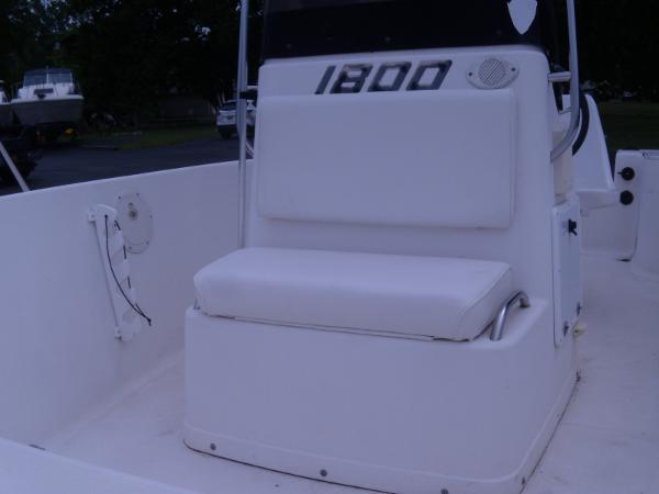1994 Century boat for sale, model of the boat is 1800 & Image # 4 of 9