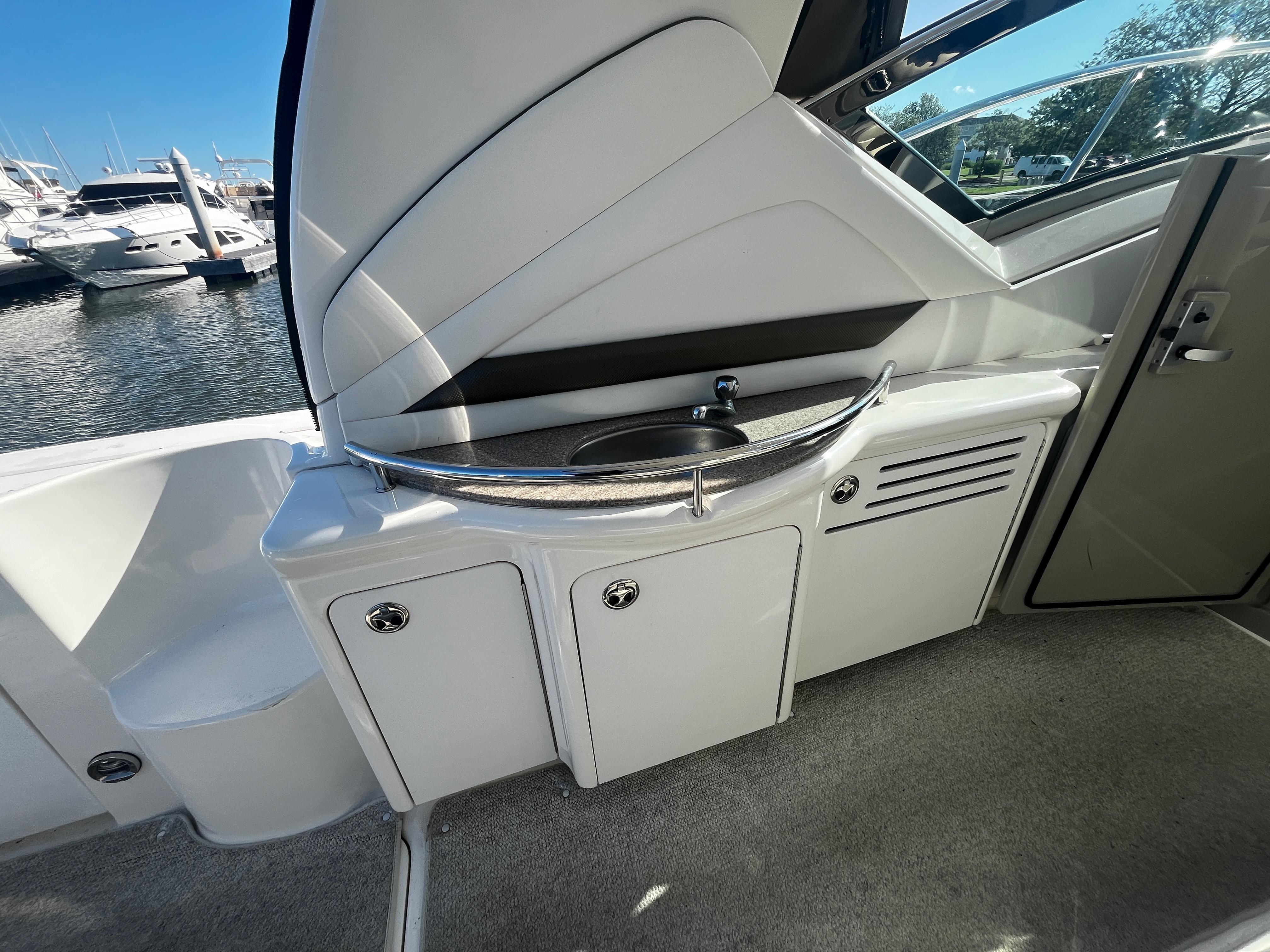 2006 Sea Ray 40 Sundancer