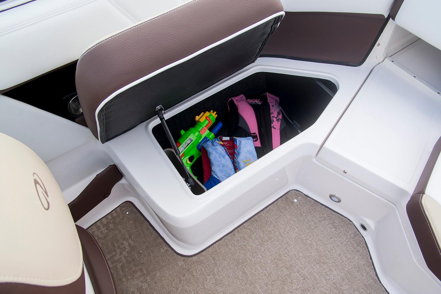 2019 Regal 2000 ES Bowrider-10