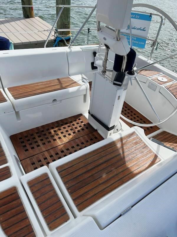 38' Beneteau, Listing Number 100916578, Image No. 24