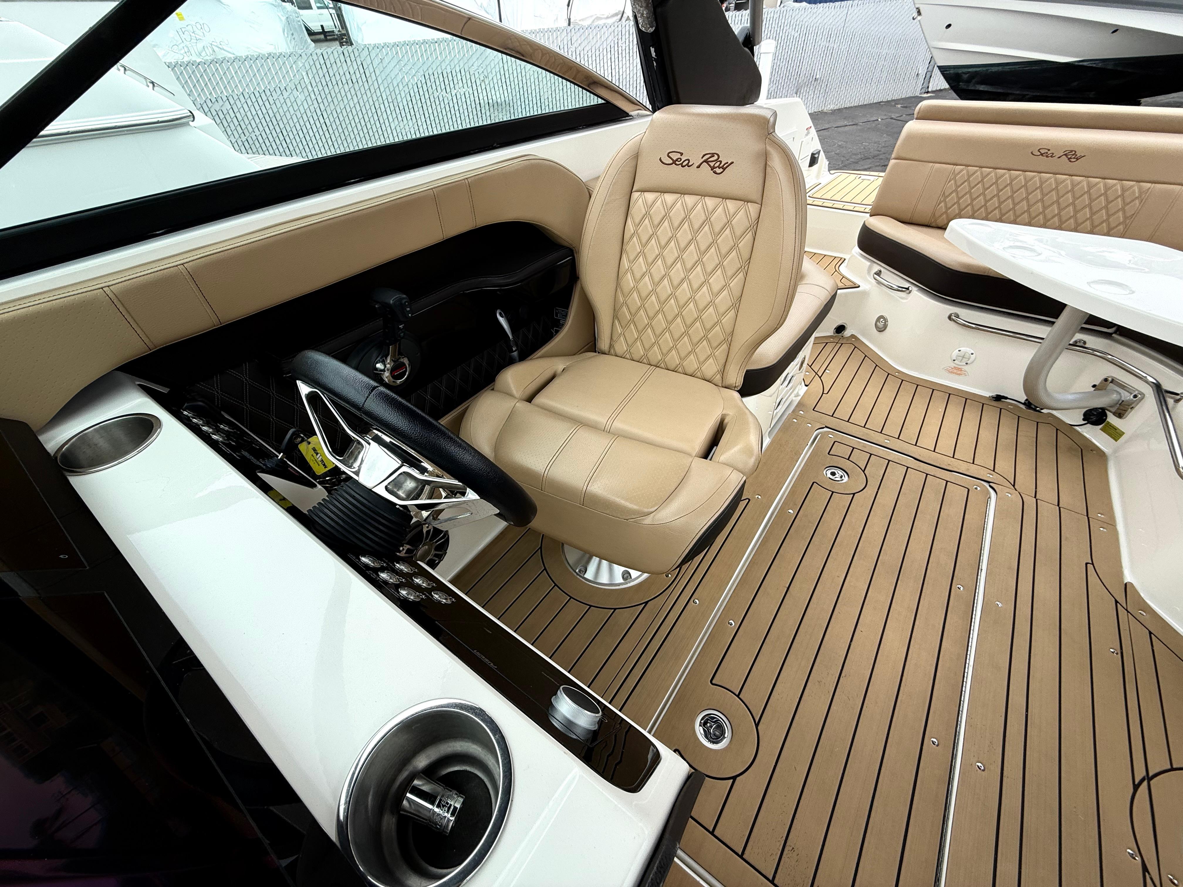 2019 Sea Ray SLX 250 #TBRL2054 inventory image at Sun Country Marine Group, Newport Beach 2019 Sea Ray SLX 250 #TBRL2054 inventory image at Sun Country Marine Group, Newport Beach