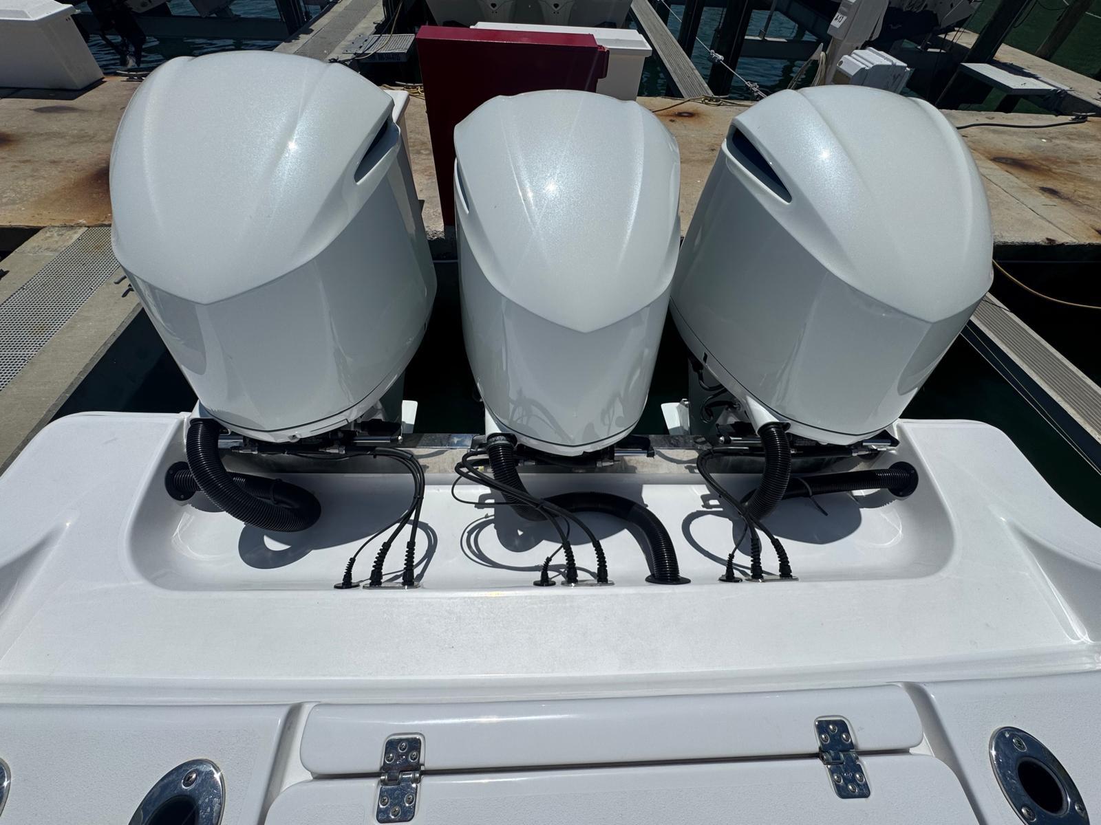 2020-sportsman-open-352-center-console-power-9759847-20250415142714004-1_XLARGE