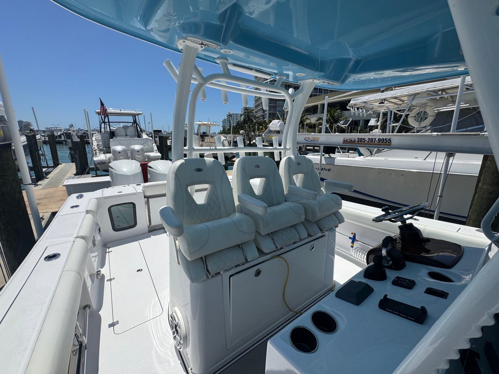 2020-sportsman-open-352-center-console-power-9759847-20250415142725906-1_XLARGE