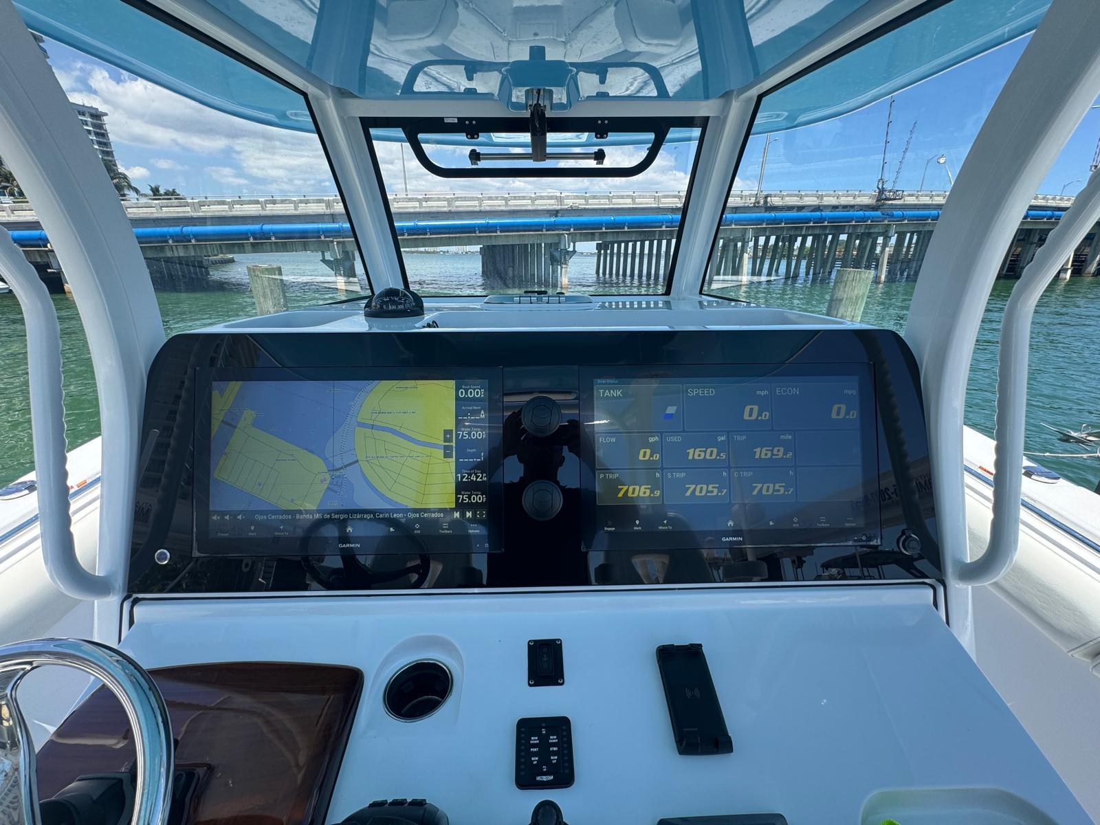 2020-sportsman-open-352-center-console-power-9759847-20250415142727940-1_XLARGE