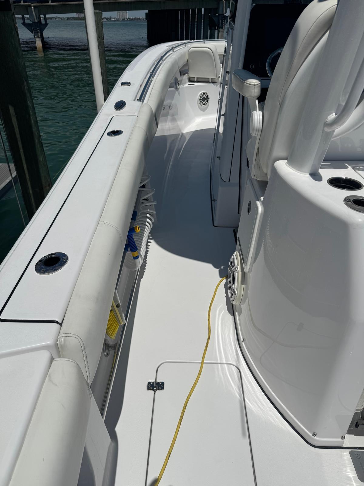 2020-sportsman-open-352-center-console-power-9759847-20250415142744074-1_XLARGE