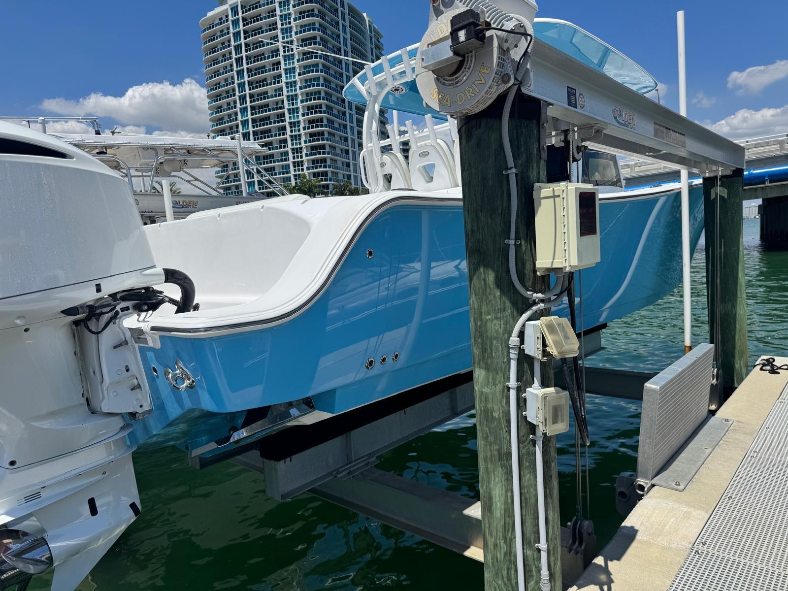 2020-sportsman-open-352-center-console-power-9759847-20250415142752027-1_XLARGE