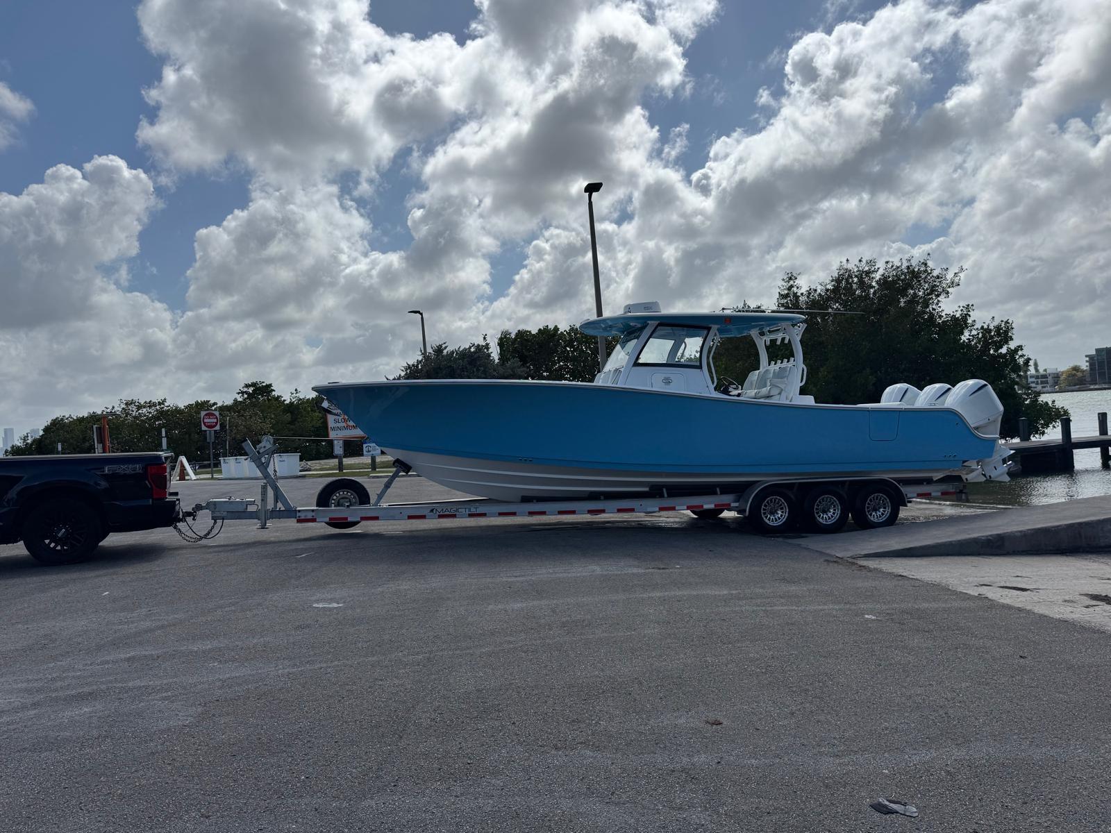 2020-sportsman-open-352-center-console-power-9759847-20250415142756076-1_XLARGE
