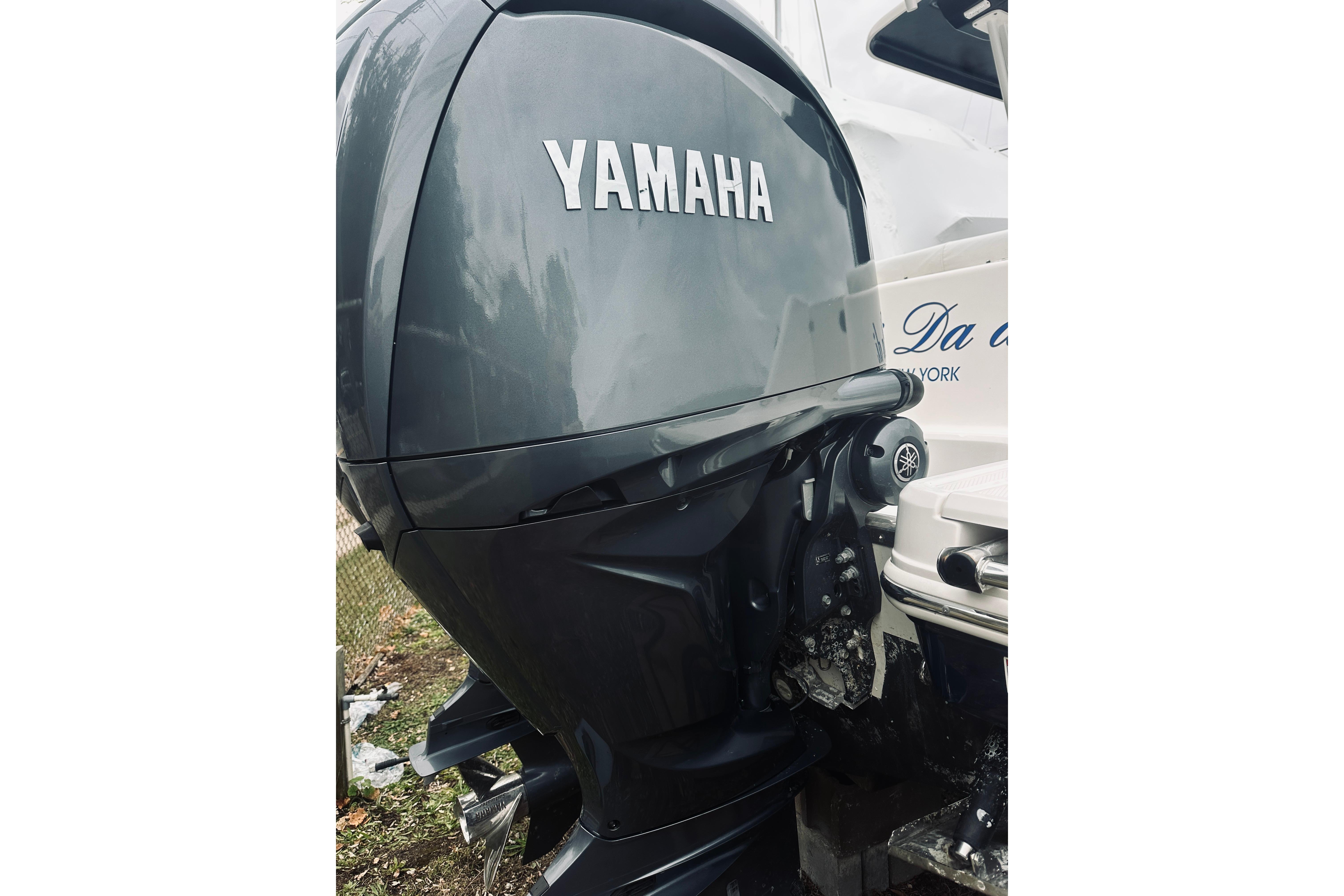 Yamaha outboard motor on 2022 Robalo R272 Center Console boat.