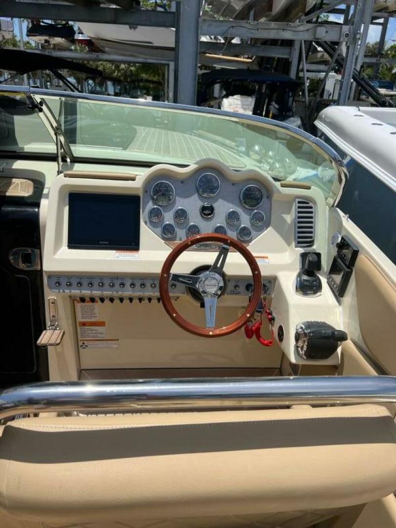 2017-chris-craft-corsair-28-power-9709805-976499294-0-090420250842-9