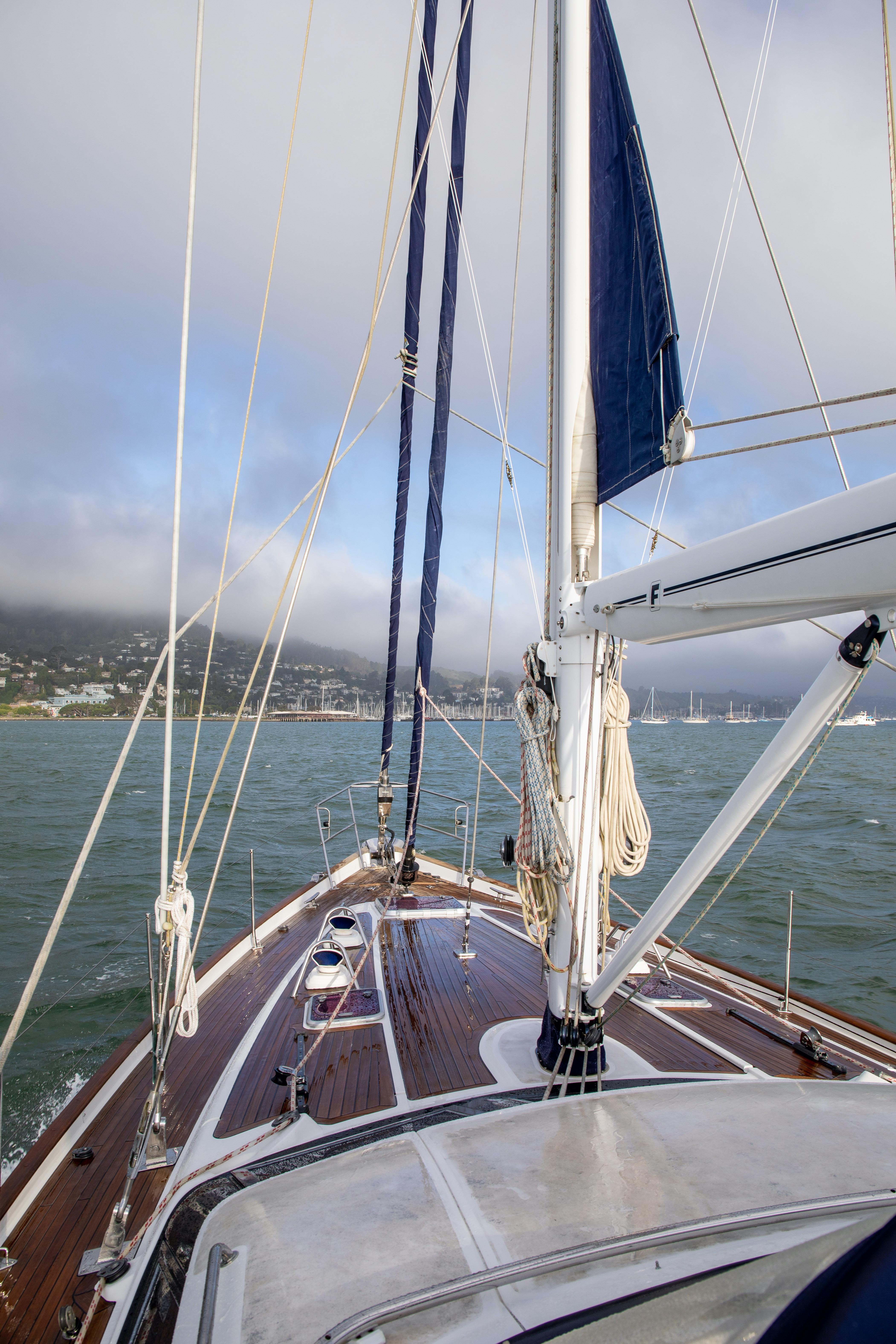 Manitou Hinckley Yachts