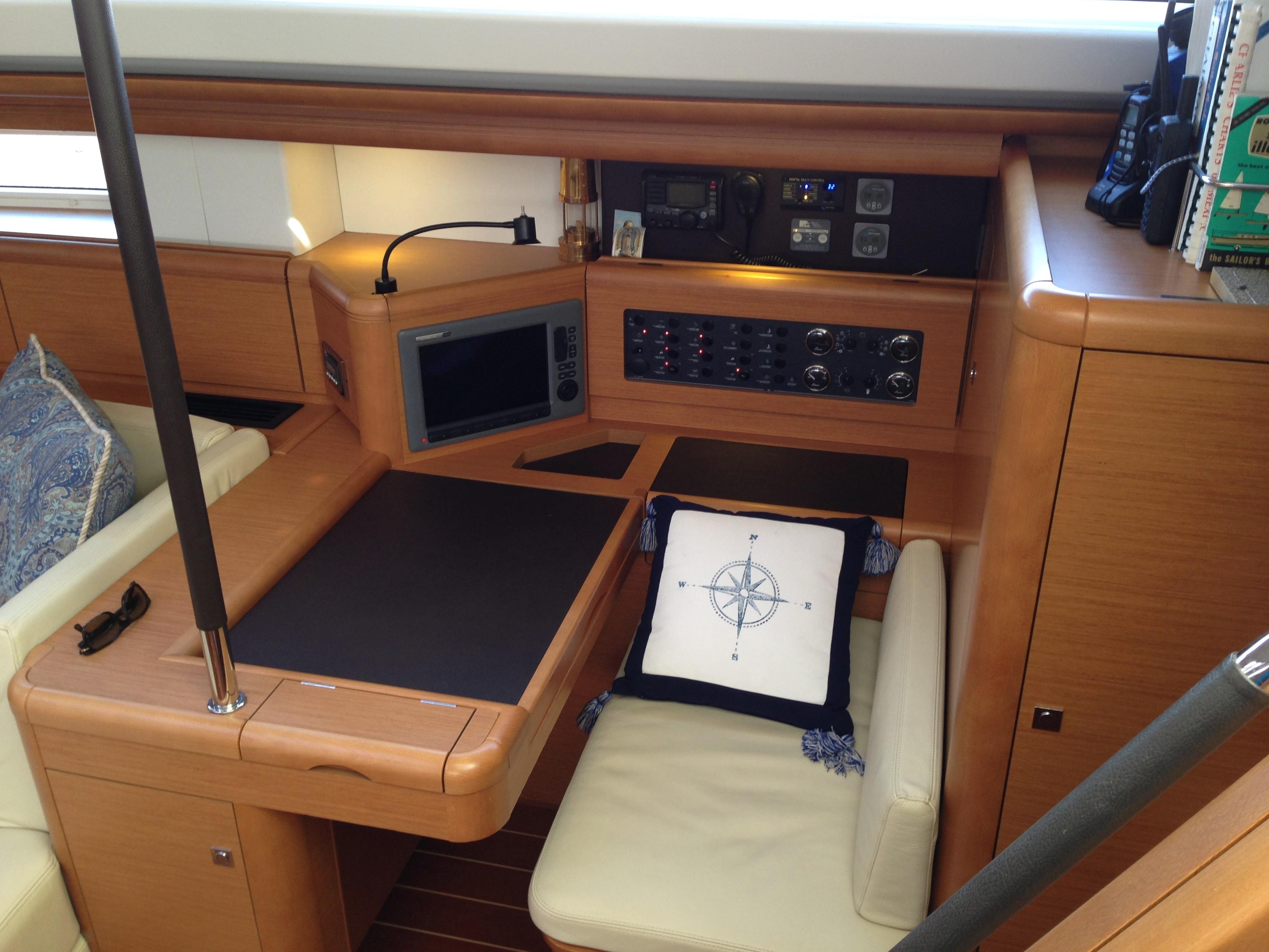 Jeanneau-57 2011 -CA-US-9692850 | Thumbnail