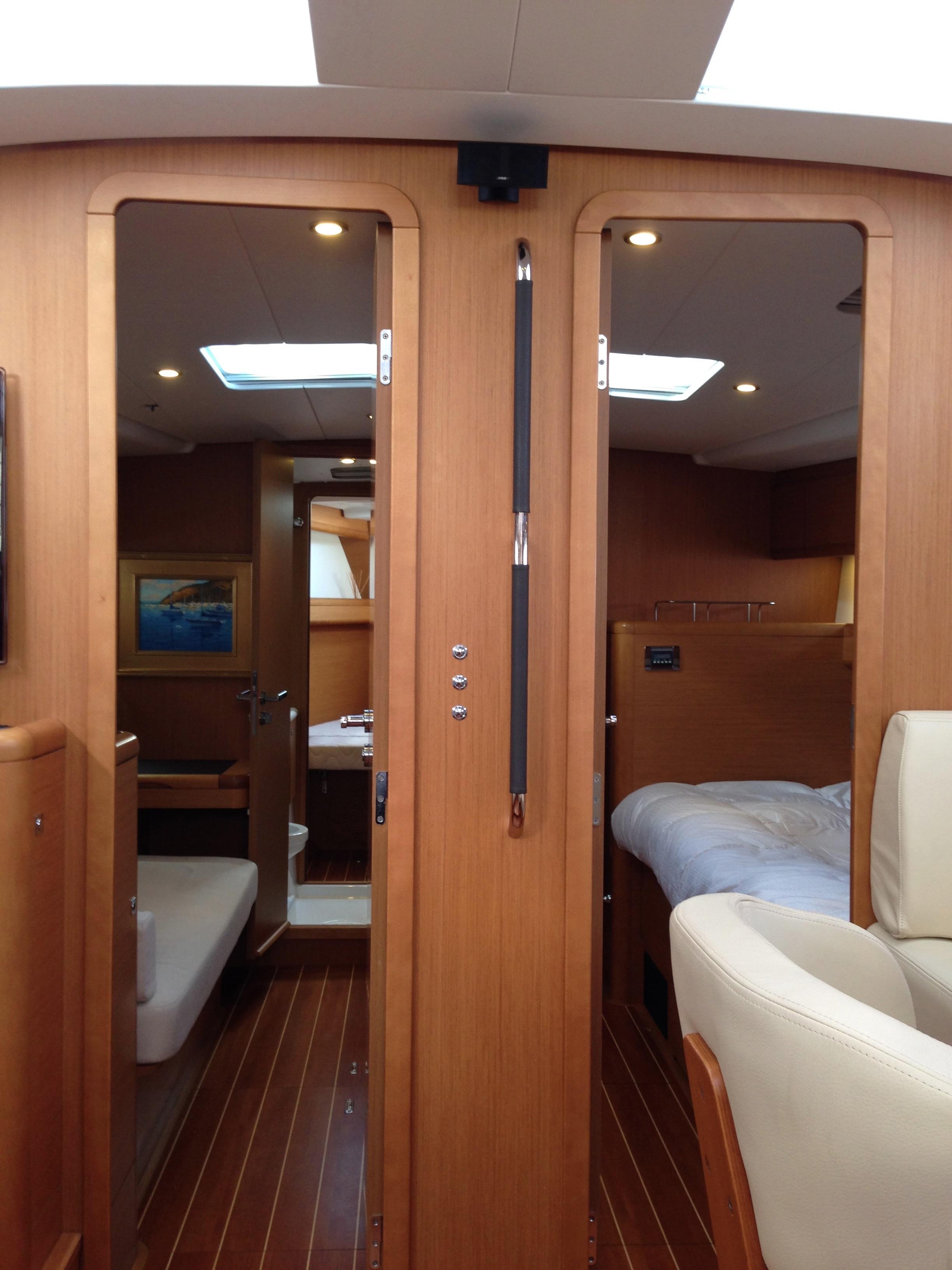 Jeanneau-57 2011 -CA-US-9692850 | Thumbnail