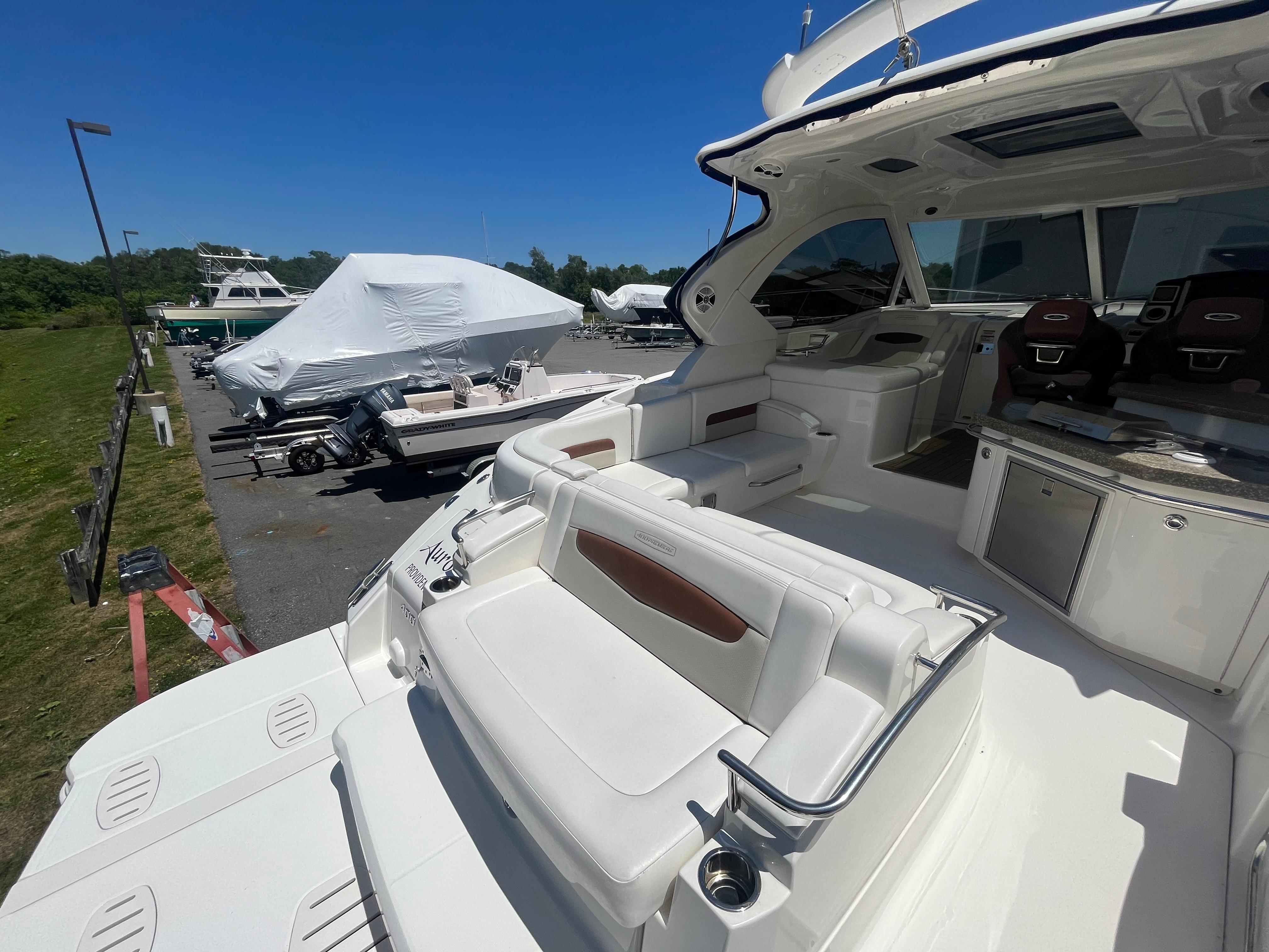 Chaparral-400 Premiere 2010-AURORA MA-US-2010 Chaparral 400 Premiere yacht interior with seating and helm, docked outdoors.-9799863 | Thumbnail