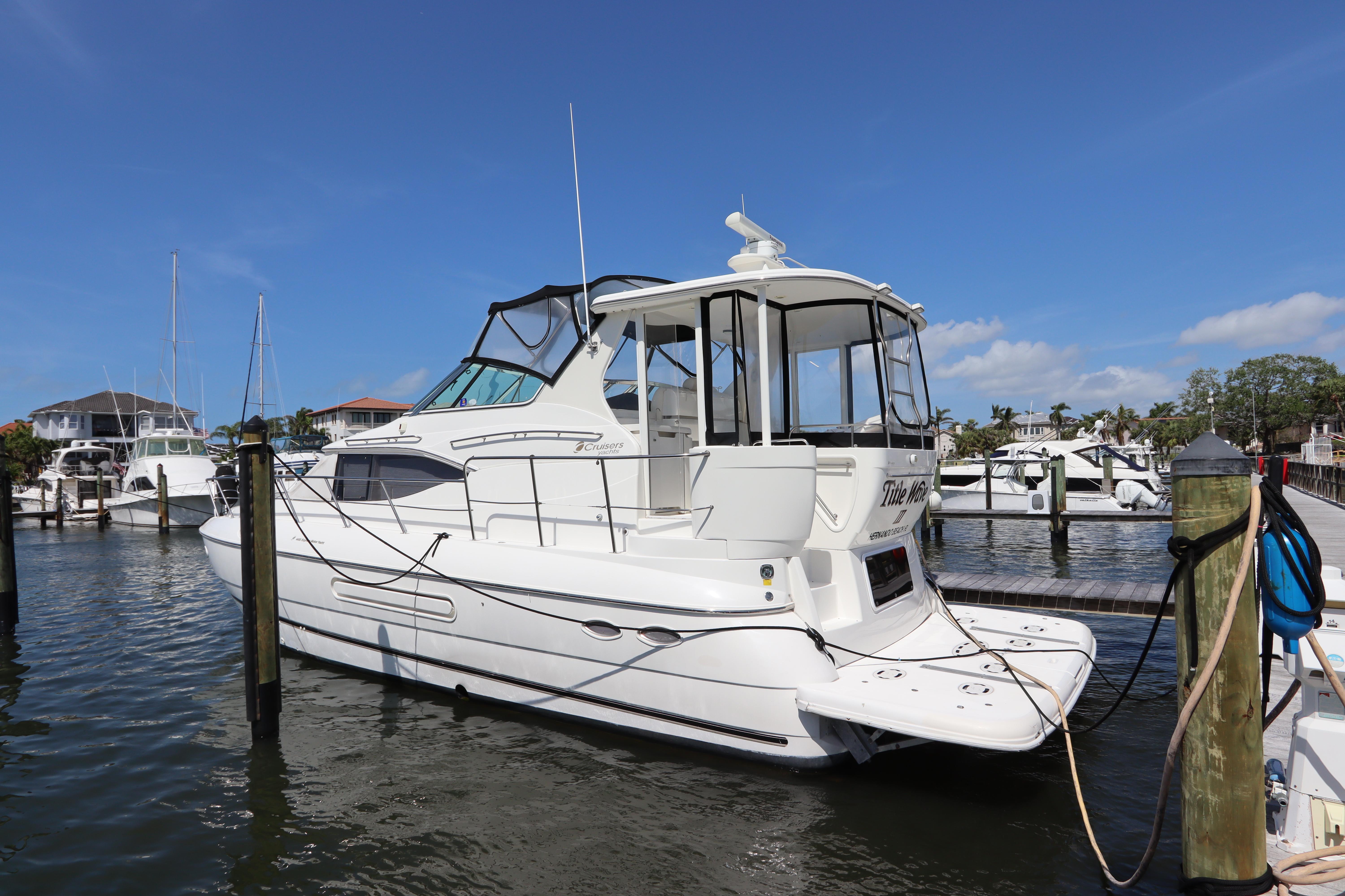 2001-cruisers-yachts-4450-express-motoryacht-power-9749864-20250407133818524-1_XLARGE