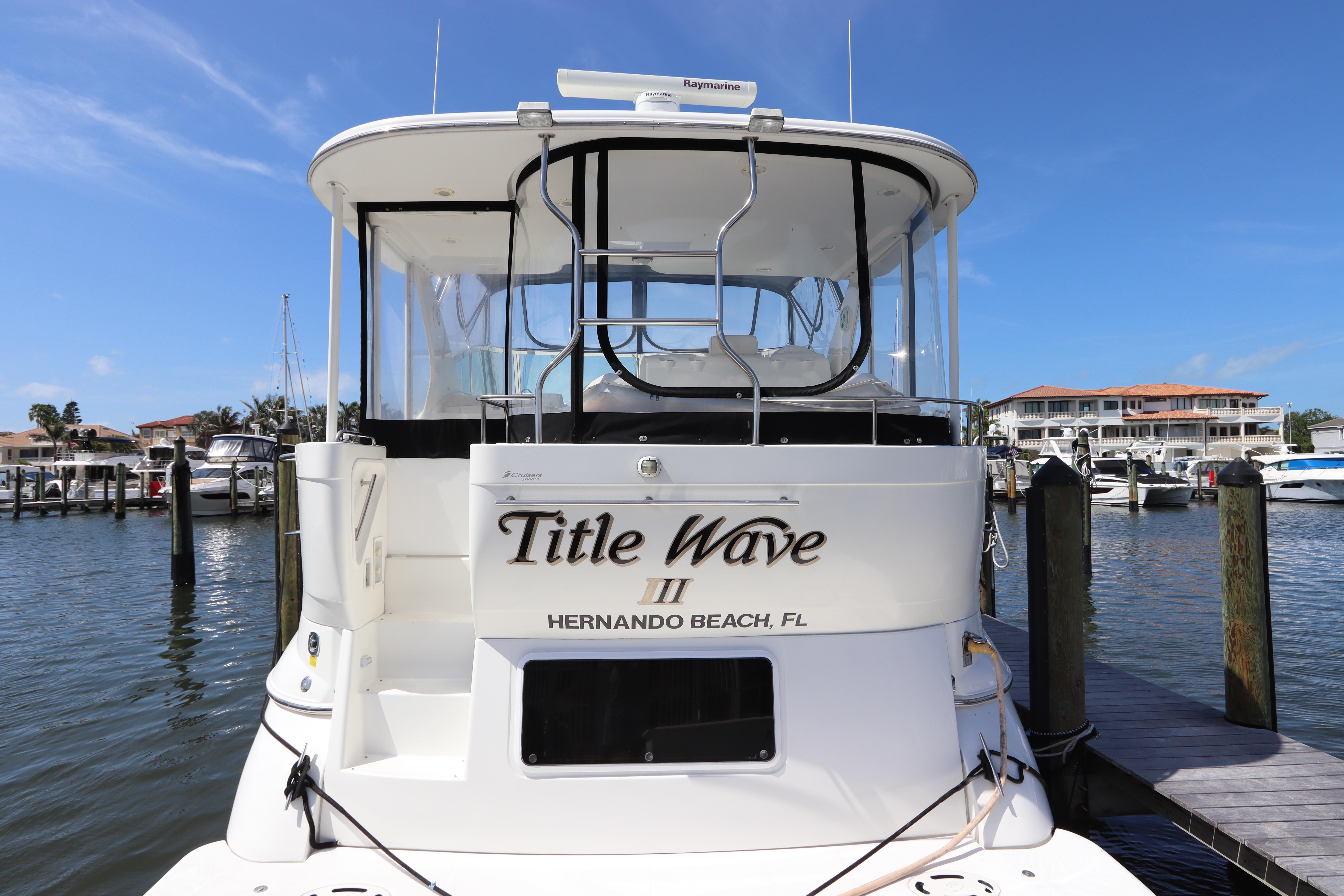 2001-cruisers-yachts-4450-express-motoryacht-power-9749864-20250407133855384-1_XLARGE