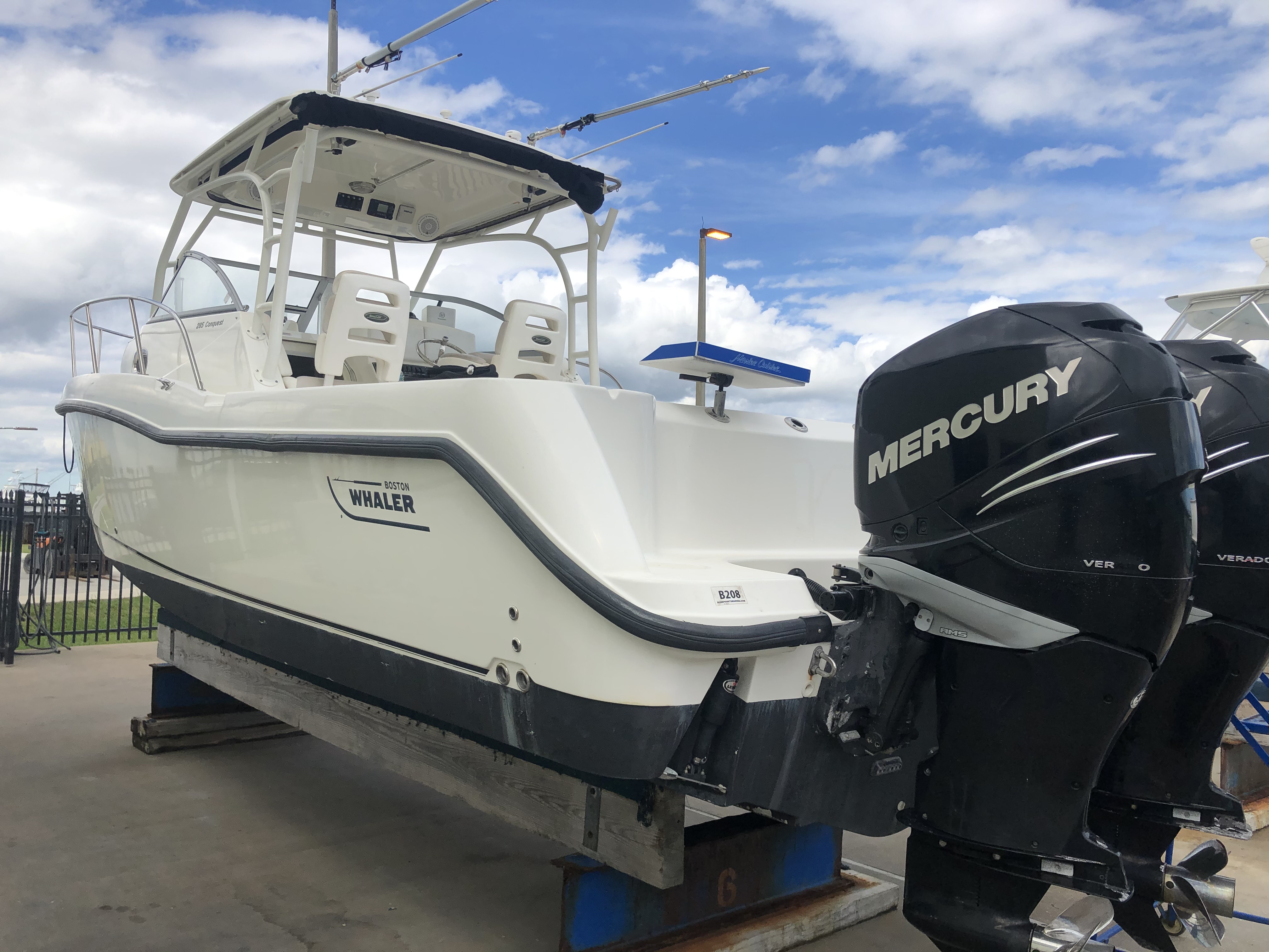 30' Boston Whaler, Listing Number 100878931, Image No. 3