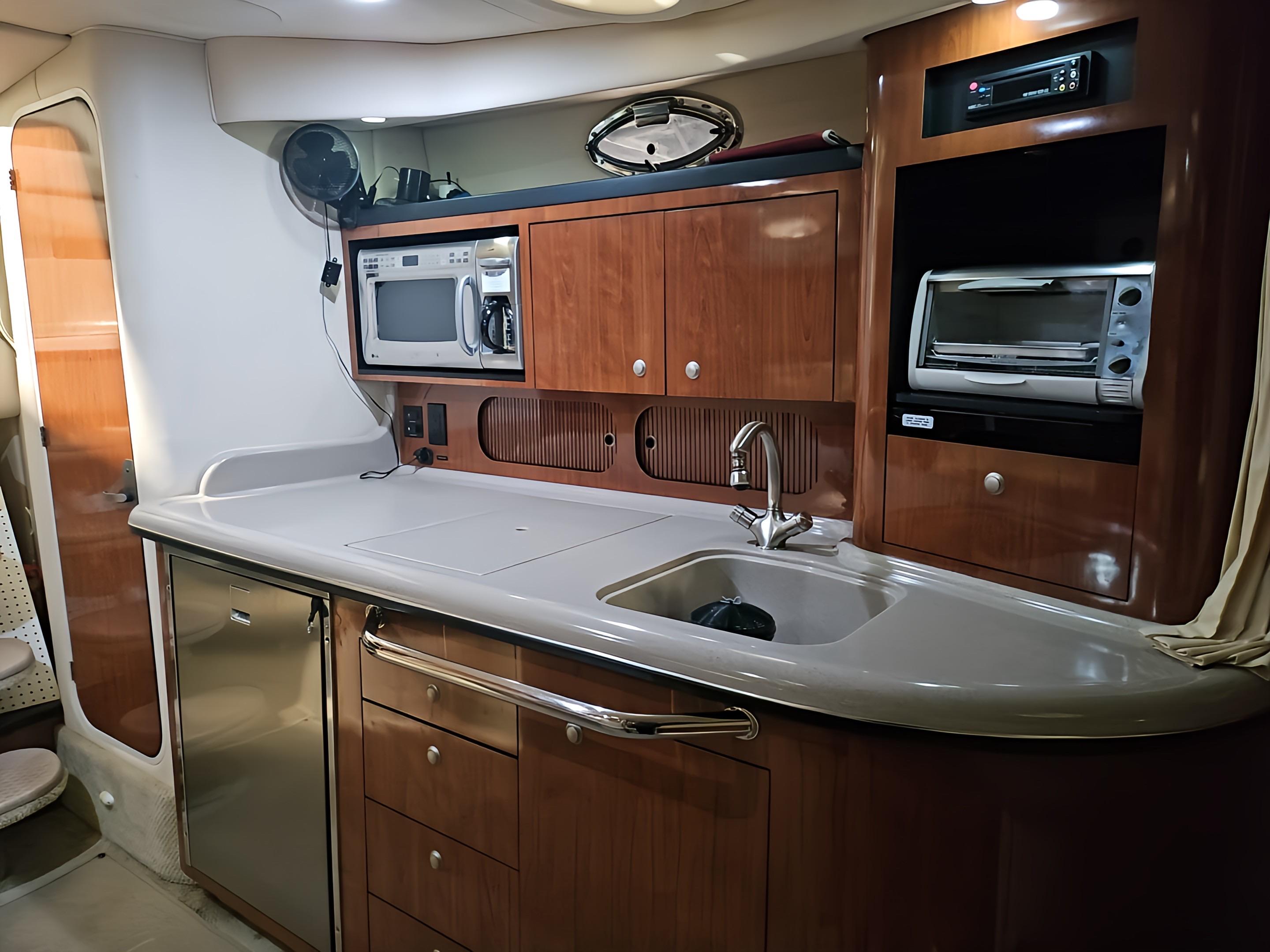 2006-sea-ray-340-sundancer-power-9749871-20250419110310287-1_XLARGE